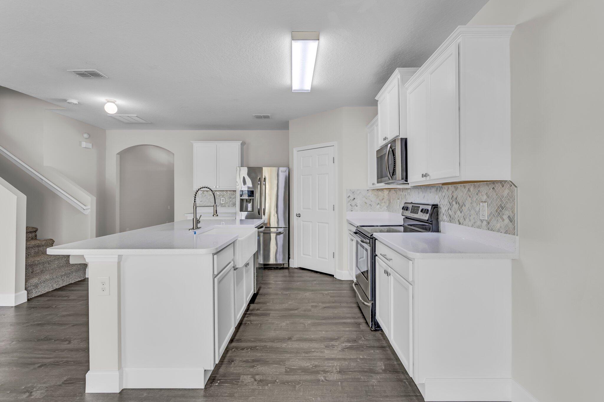 980 Swiss Pointe Lane