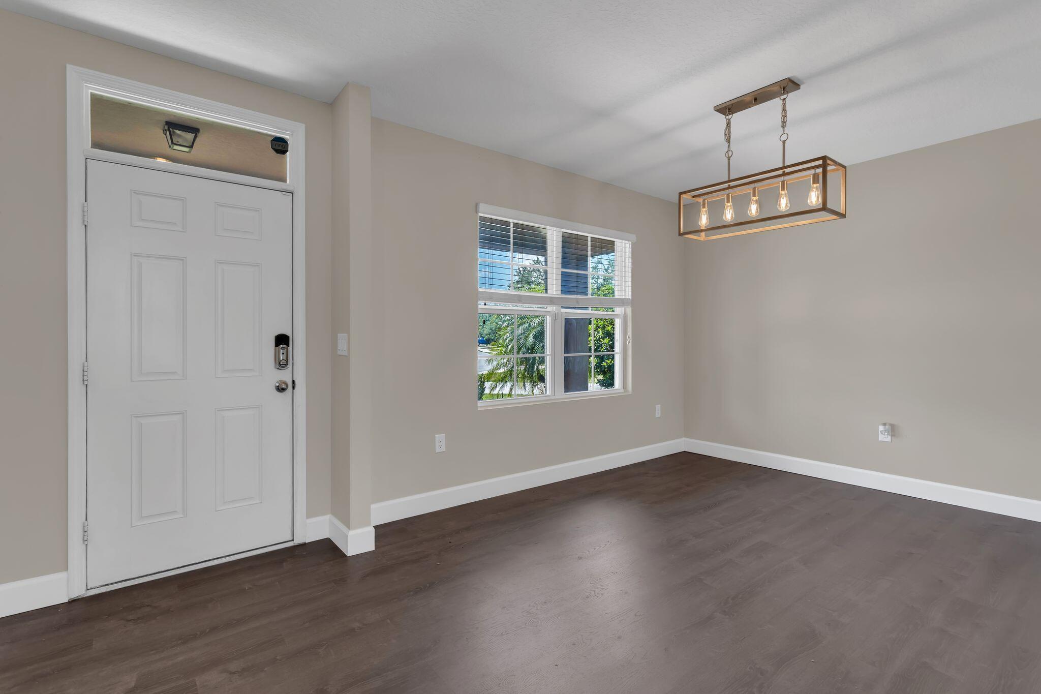 980 Swiss Pointe Lane