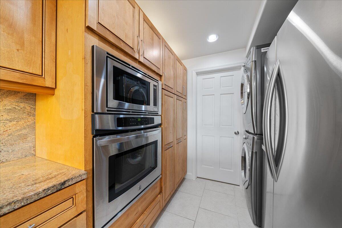 2220 Front Street, 402