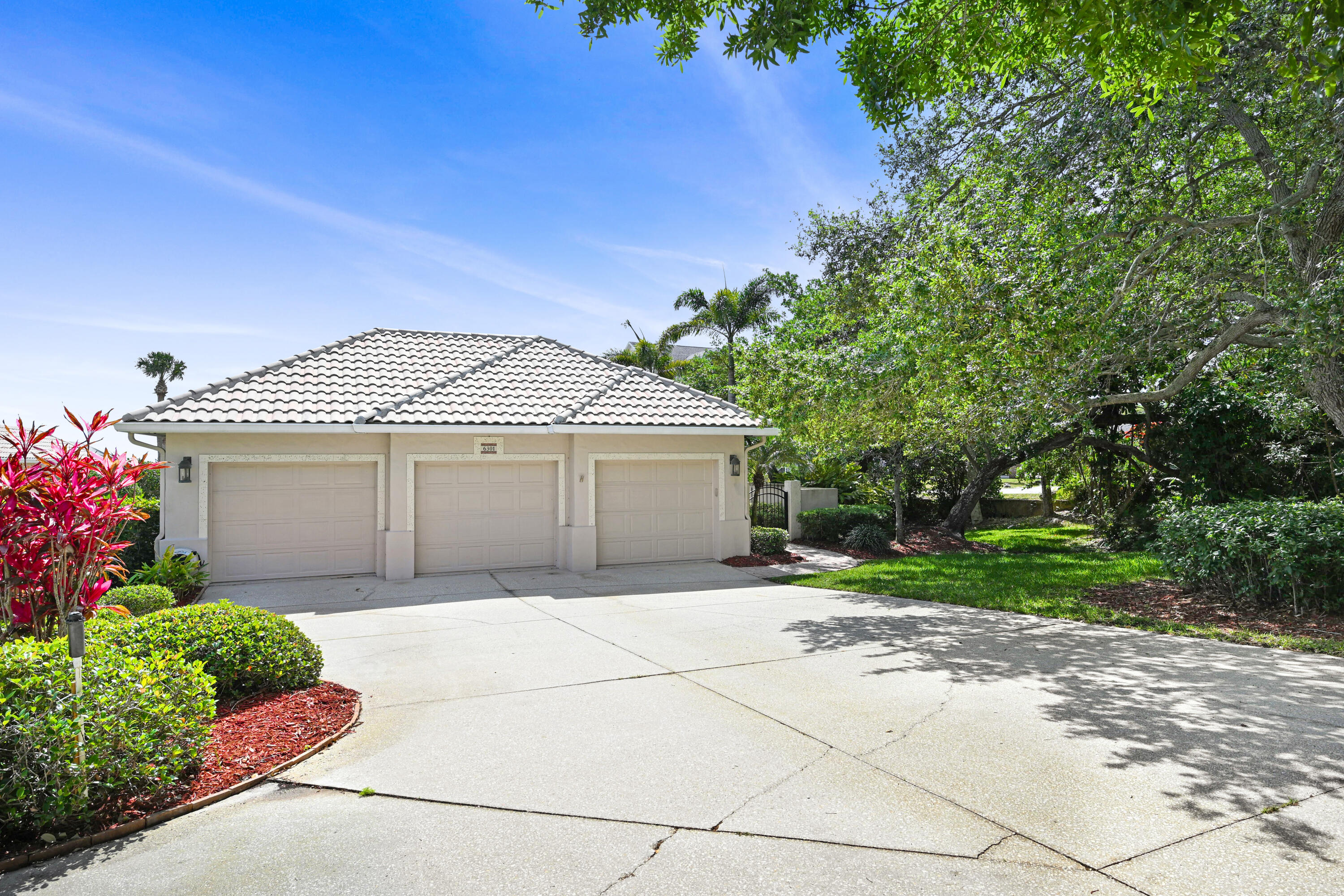 6301 Portofino Lane