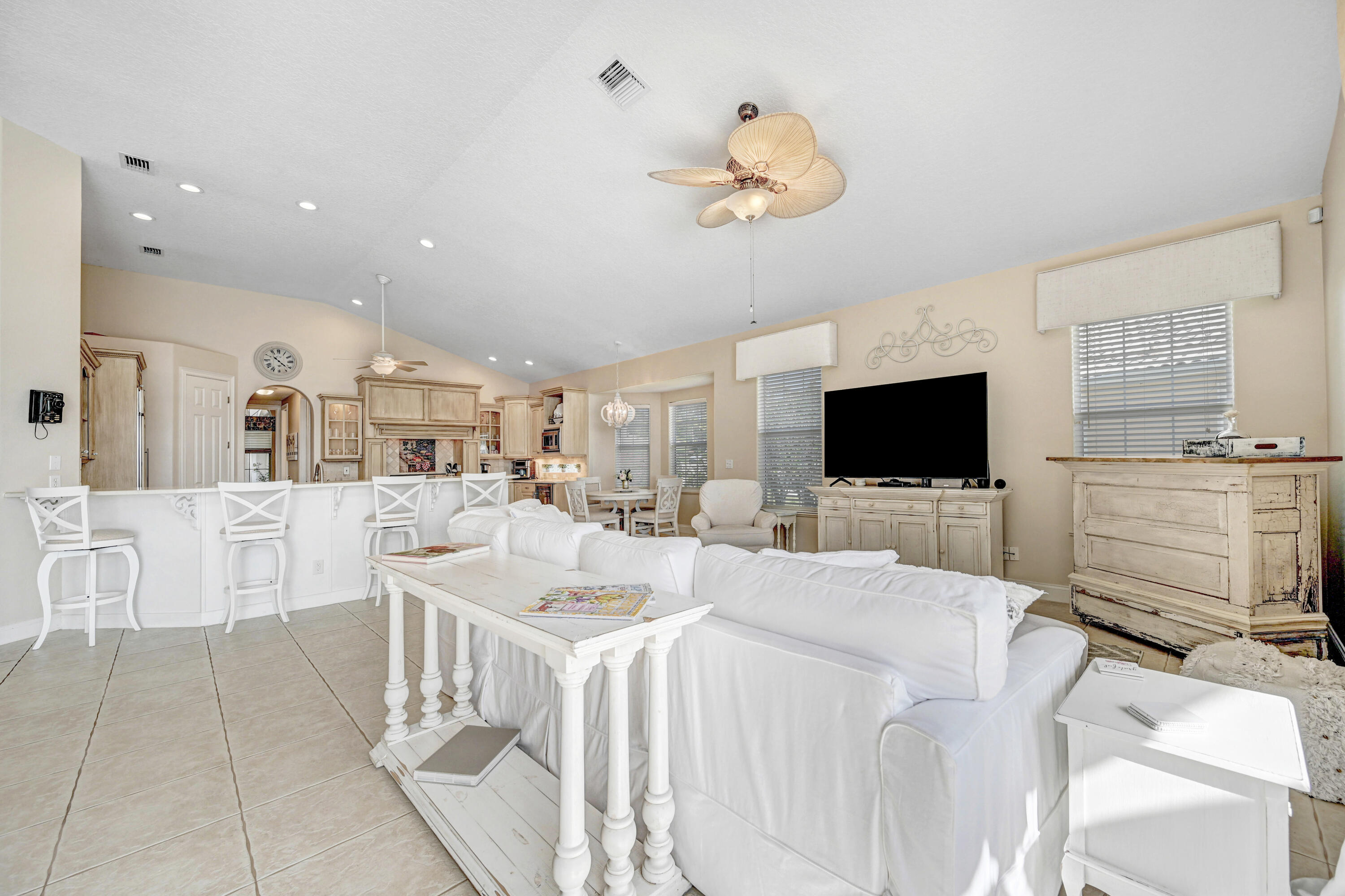 6301 Portofino Lane