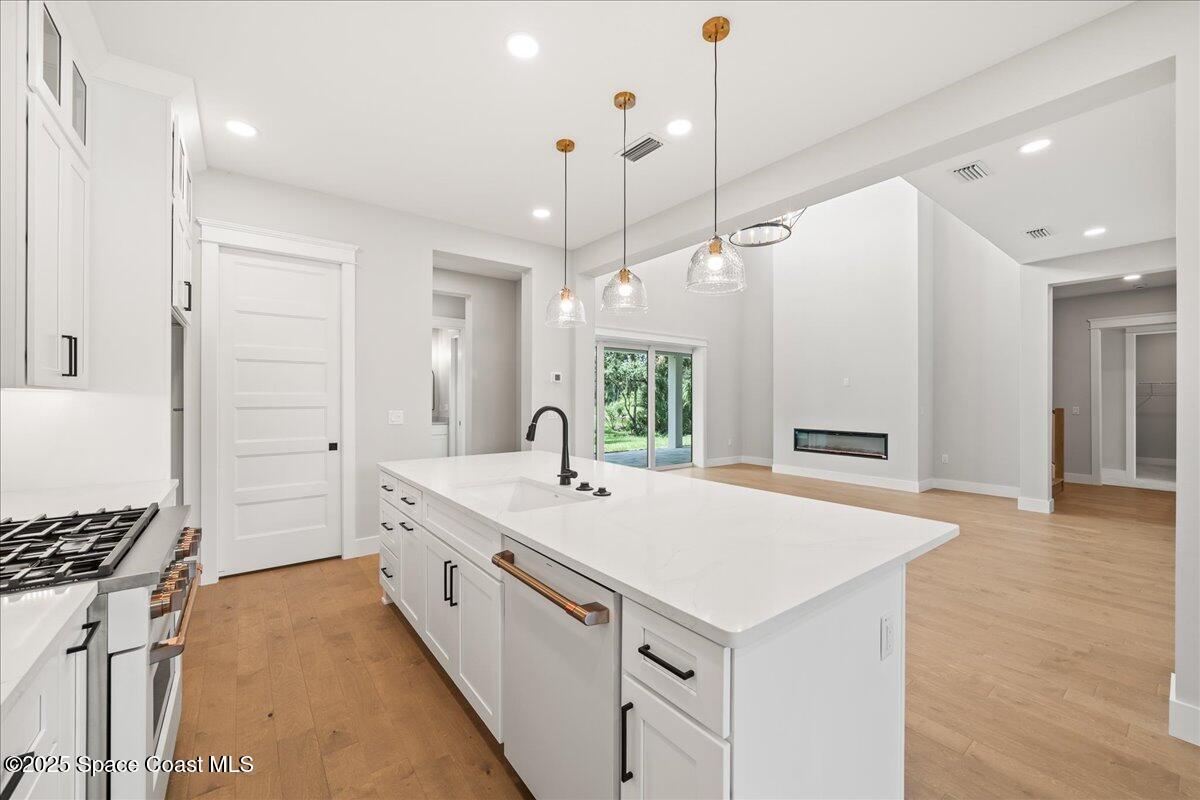 7903 Galikova Way