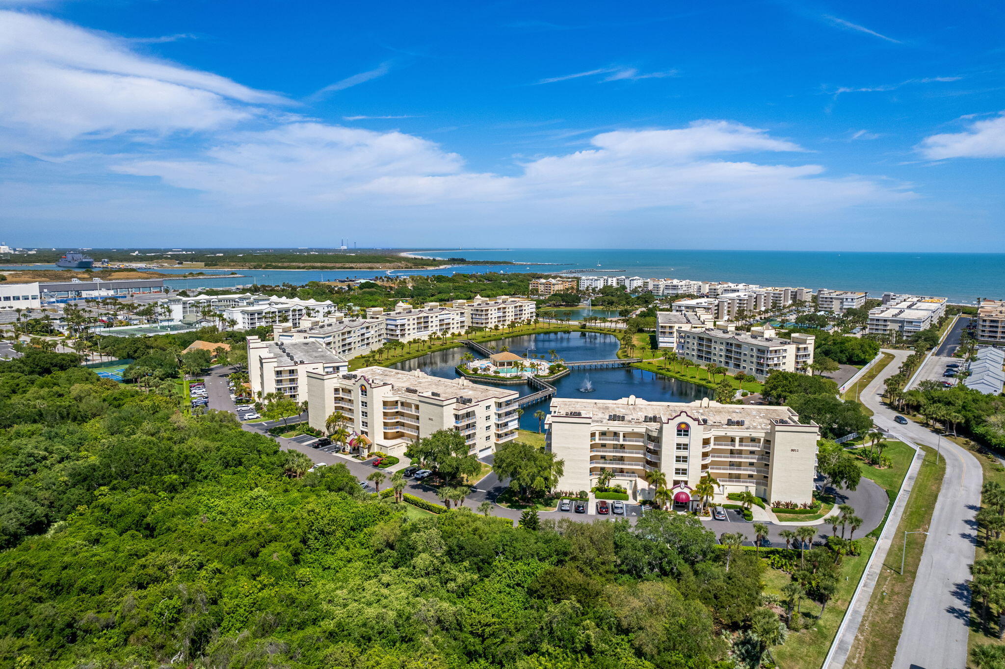 8891 Lake Drive, H404