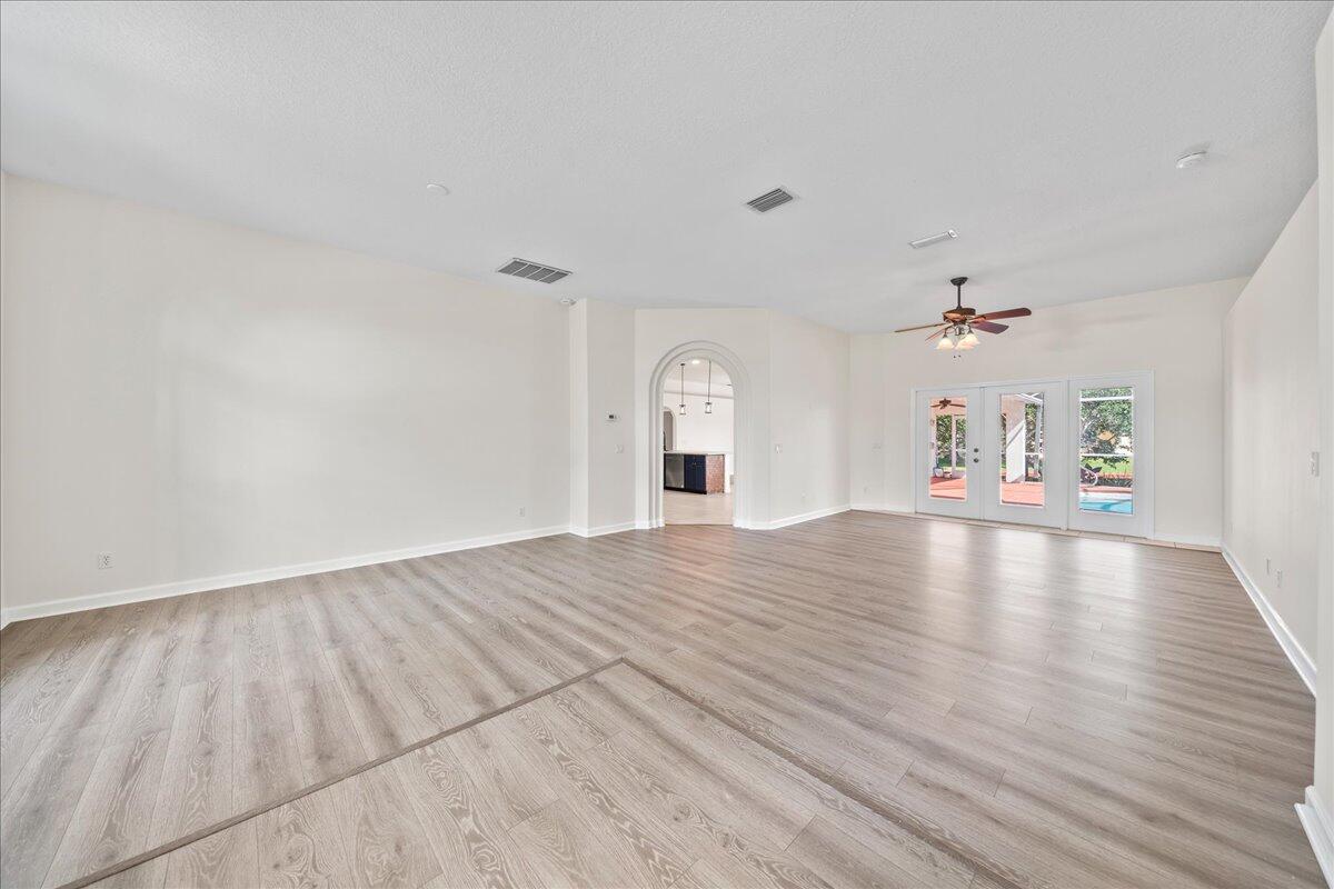 3724 Sunward Drive