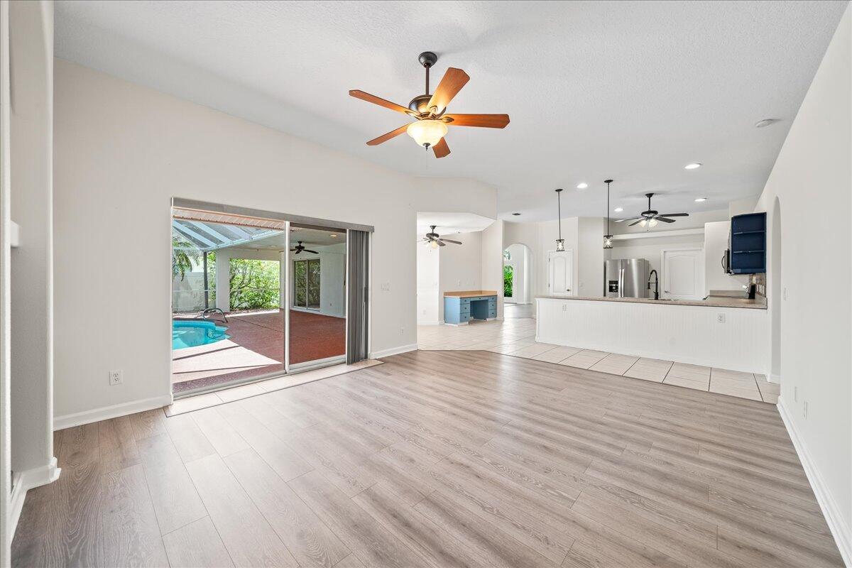 3724 Sunward Drive