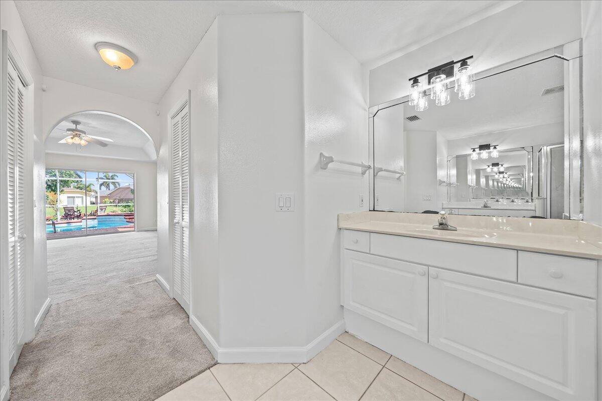 3724 Sunward Drive