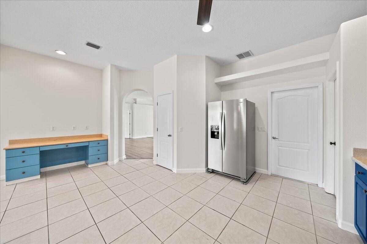 3724 Sunward Drive