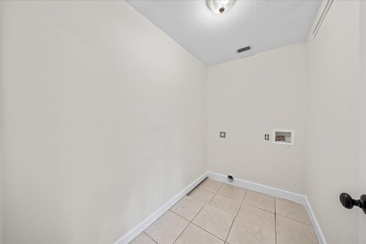 3724 Sunward Drive