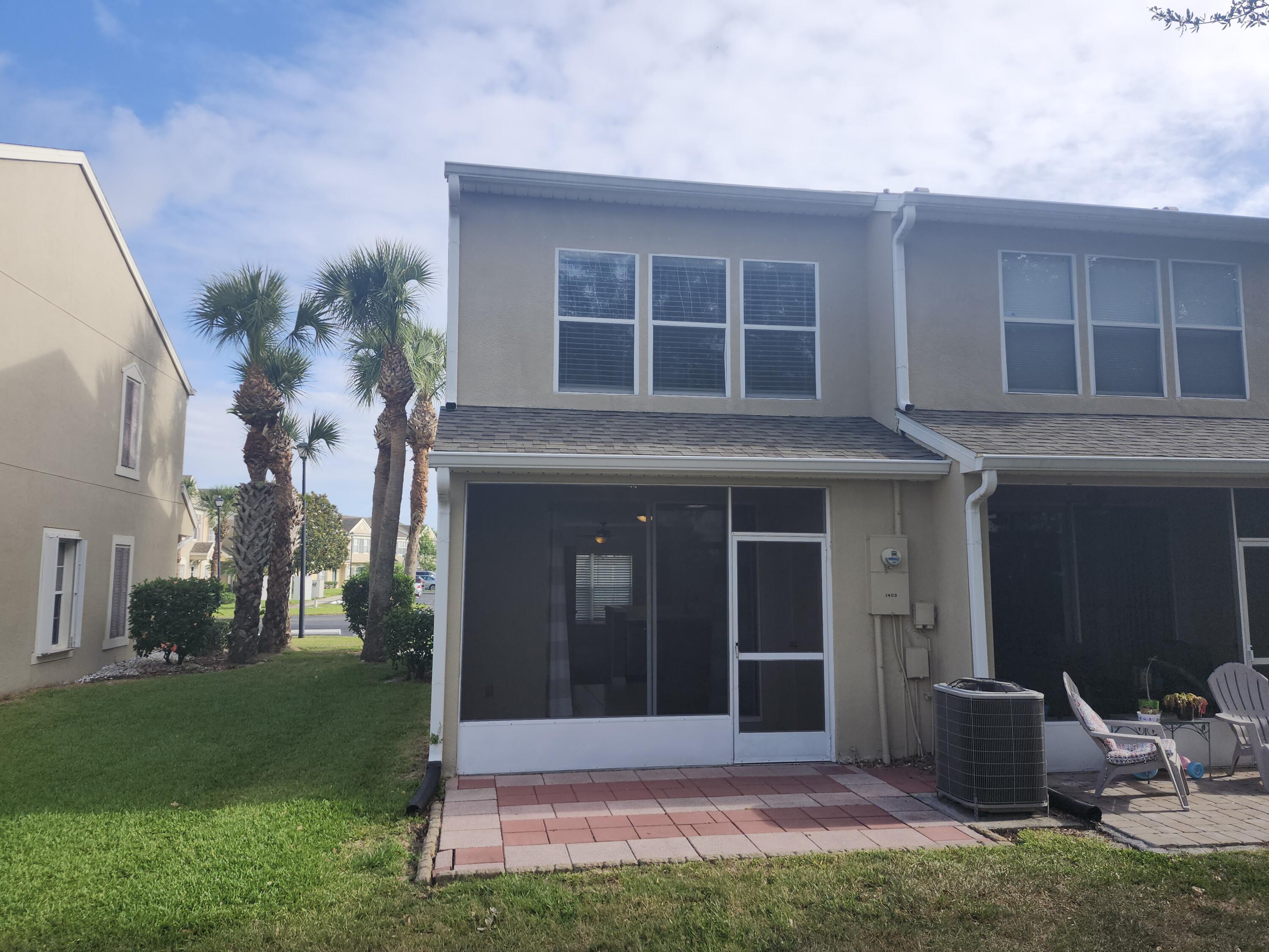 1403 Hampton Park Lane