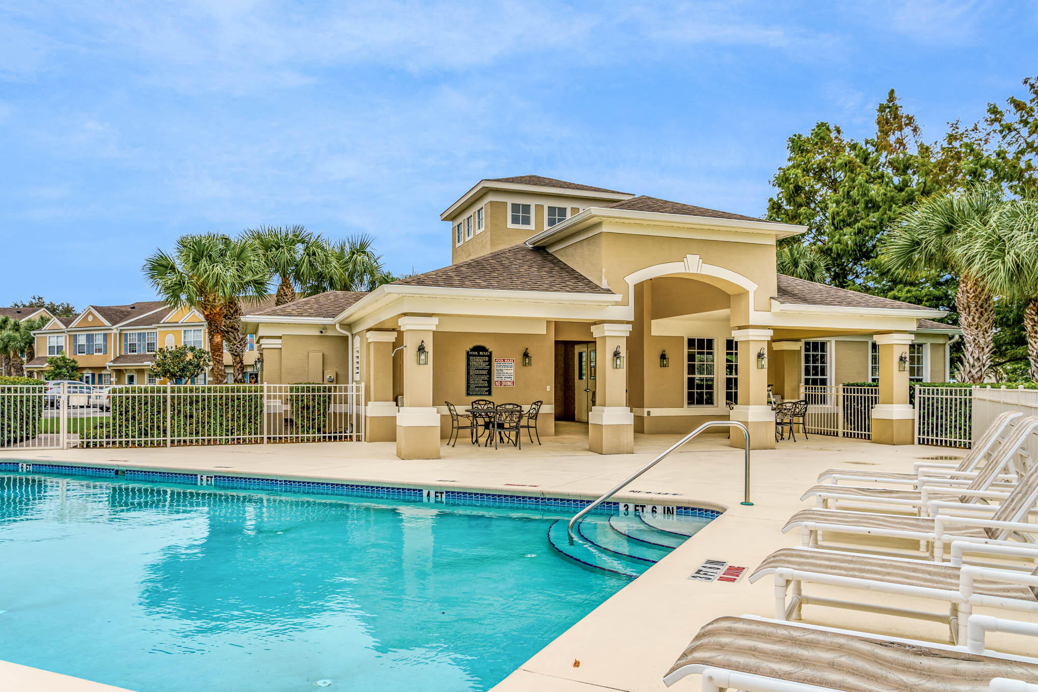 1403 Hampton Park Lane