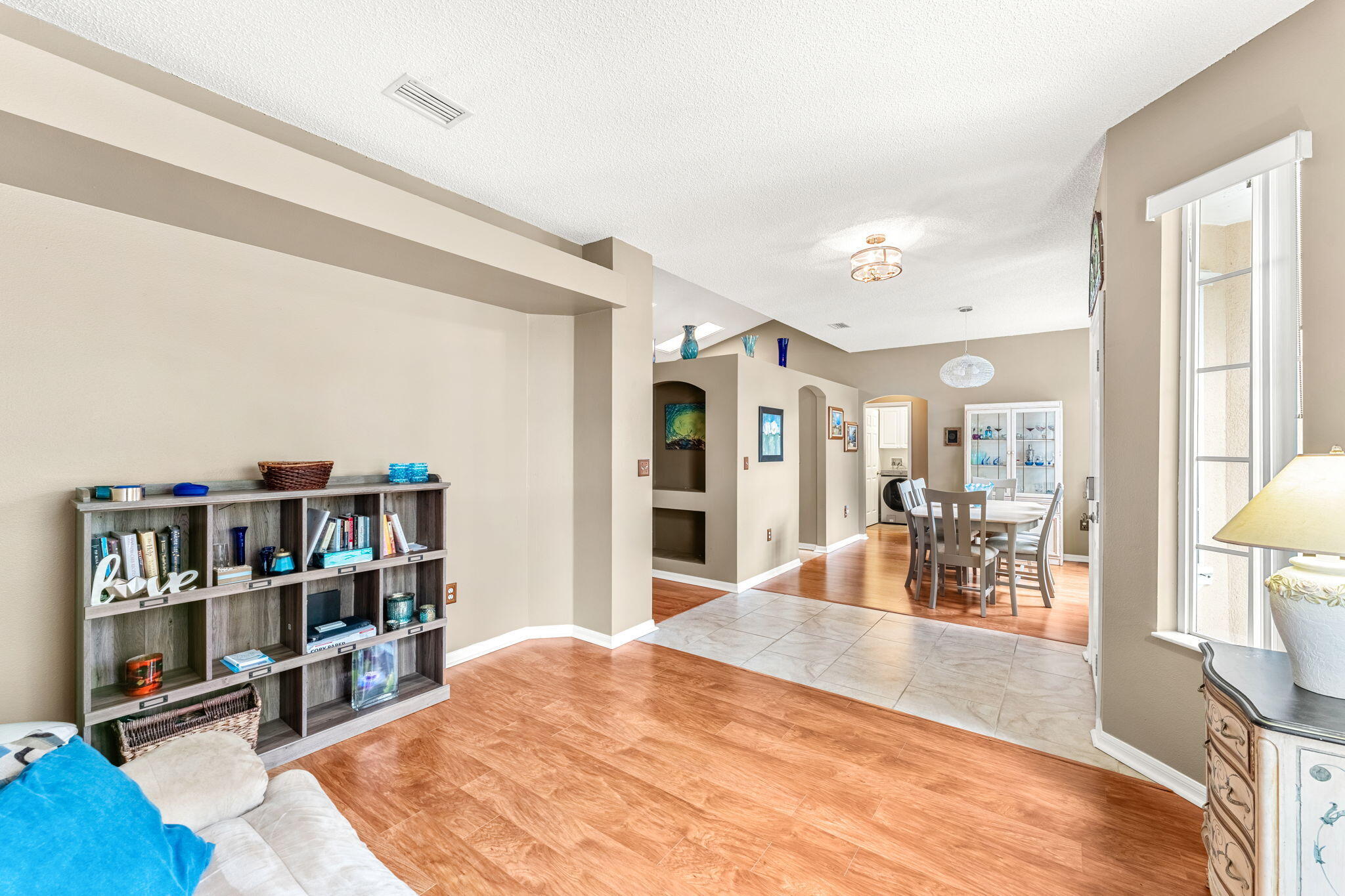 244 Abalone Road NW