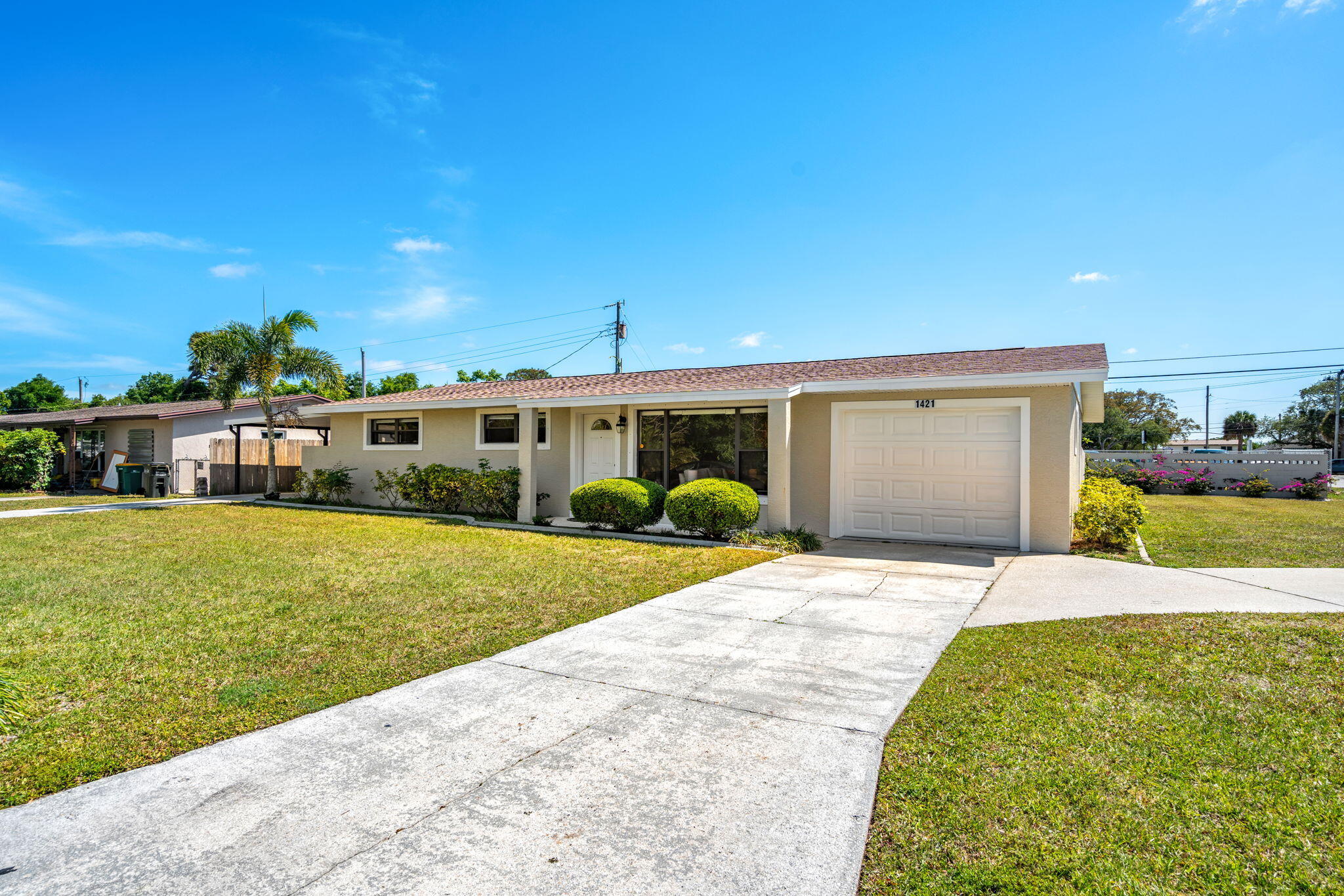 1421 Sunwood Drive