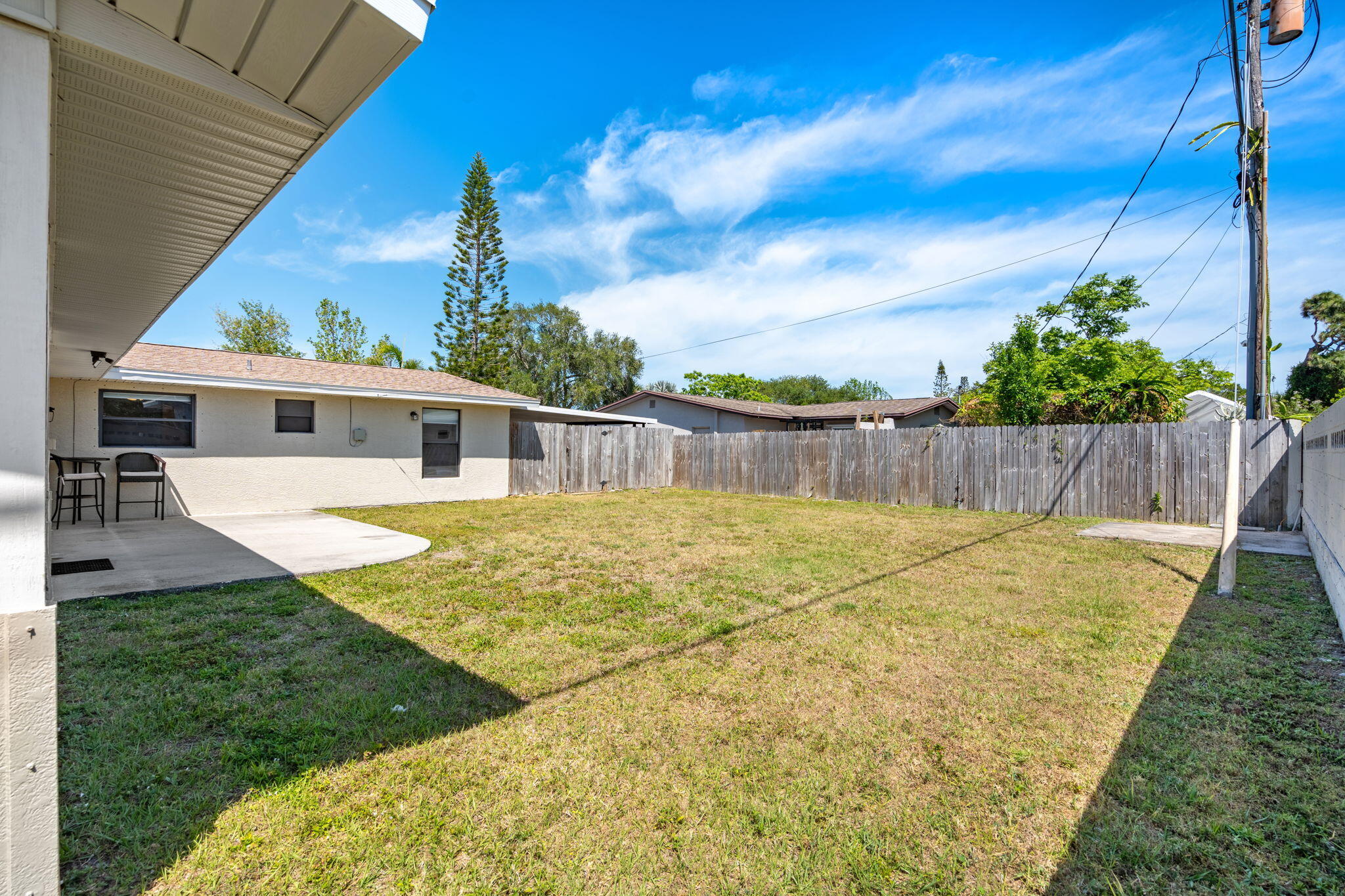 1421 Sunwood Drive