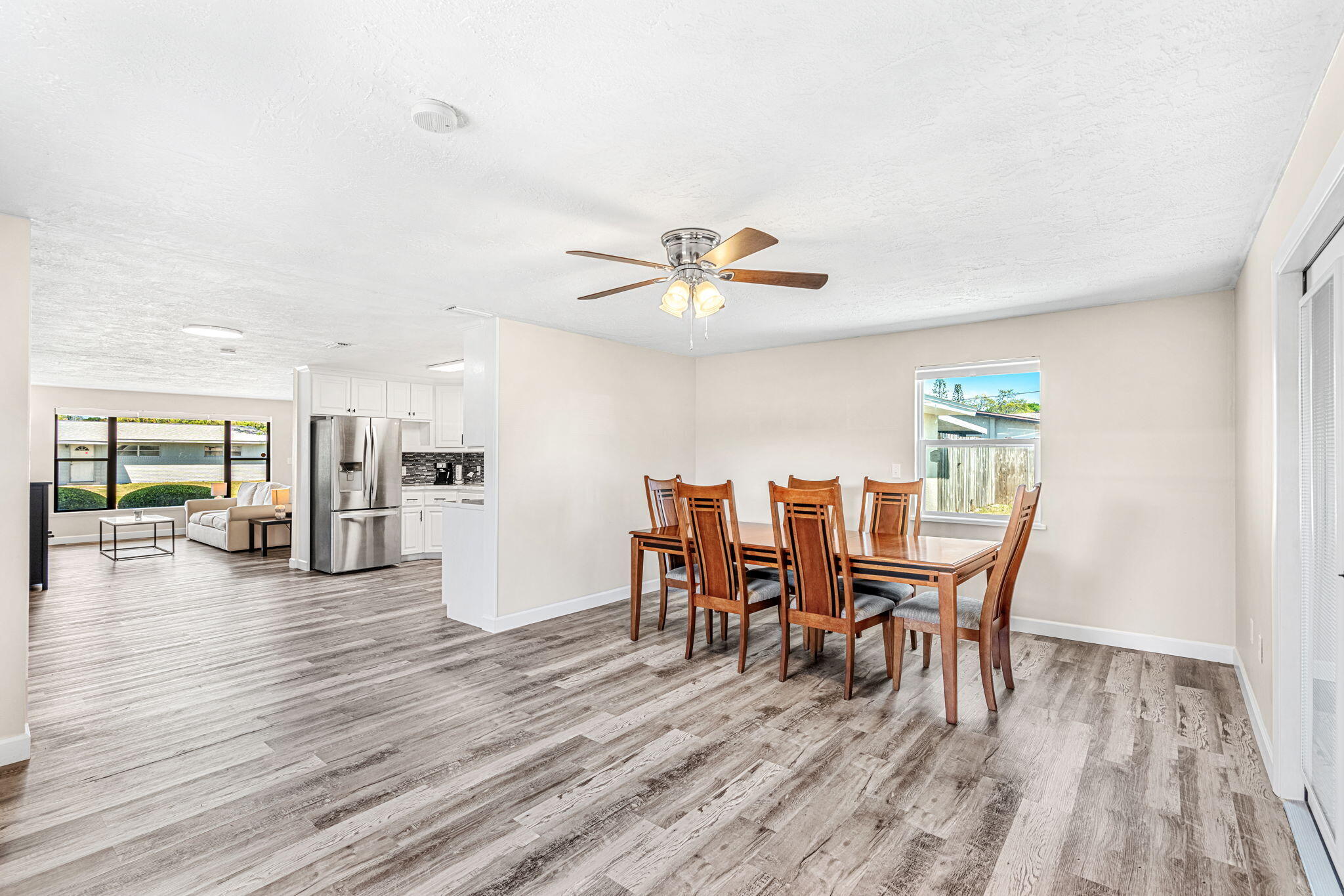 1421 Sunwood Drive