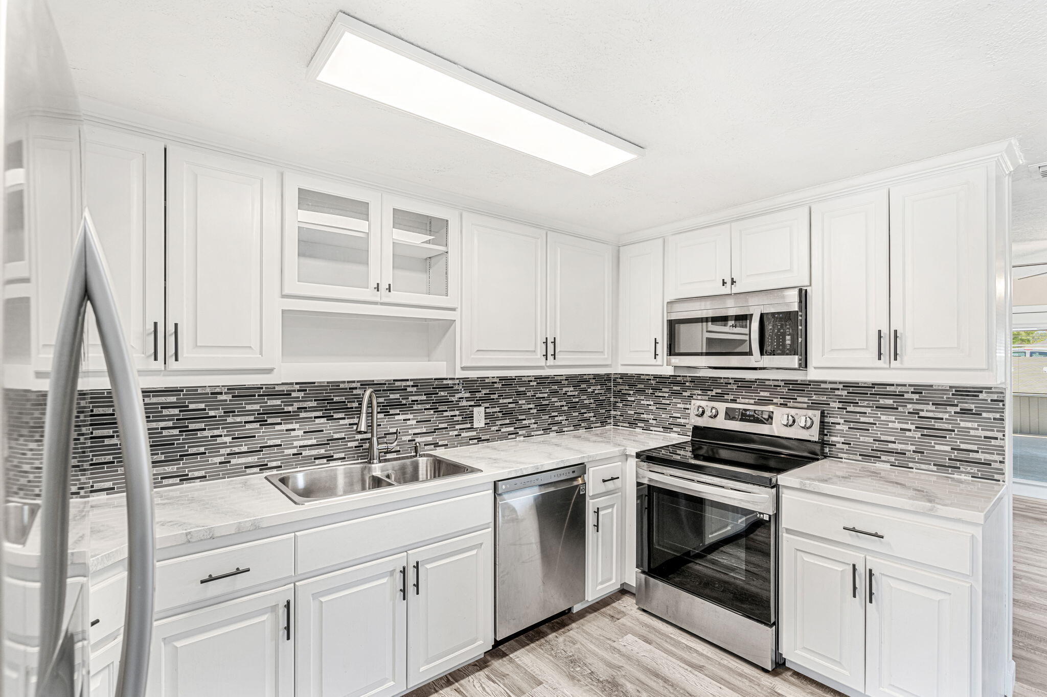 1421 Sunwood Drive