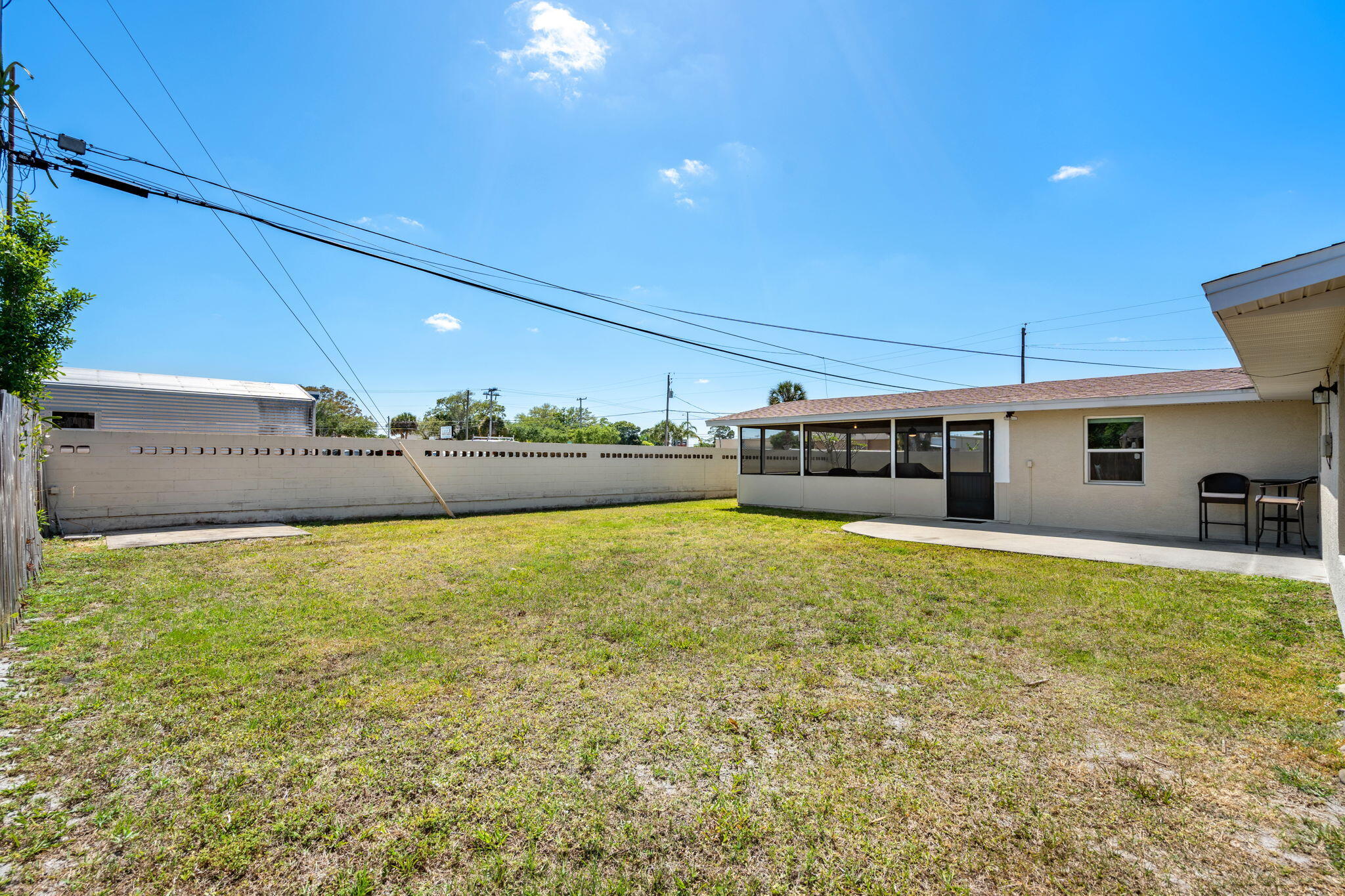 1421 Sunwood Drive