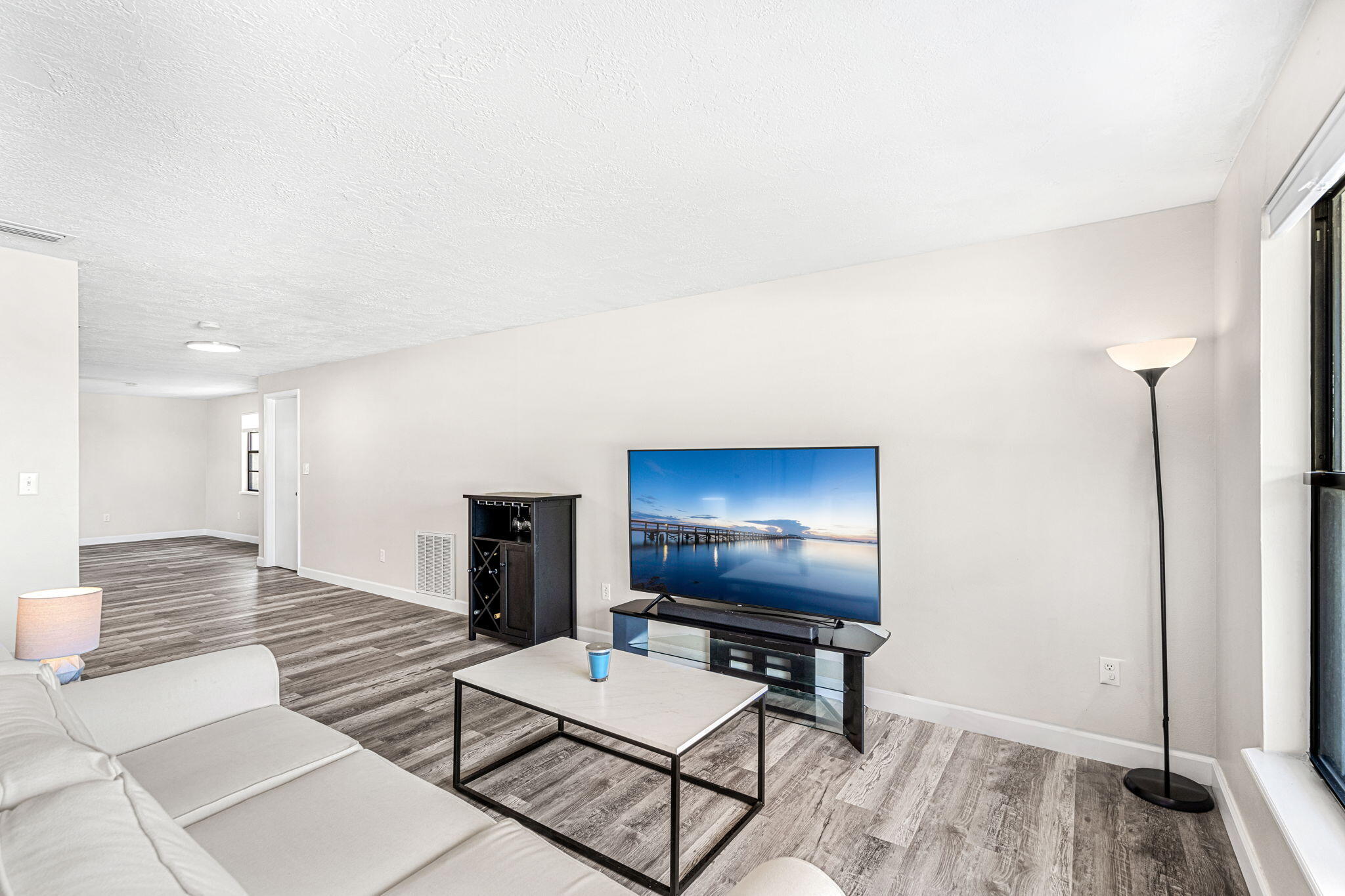 1421 Sunwood Drive