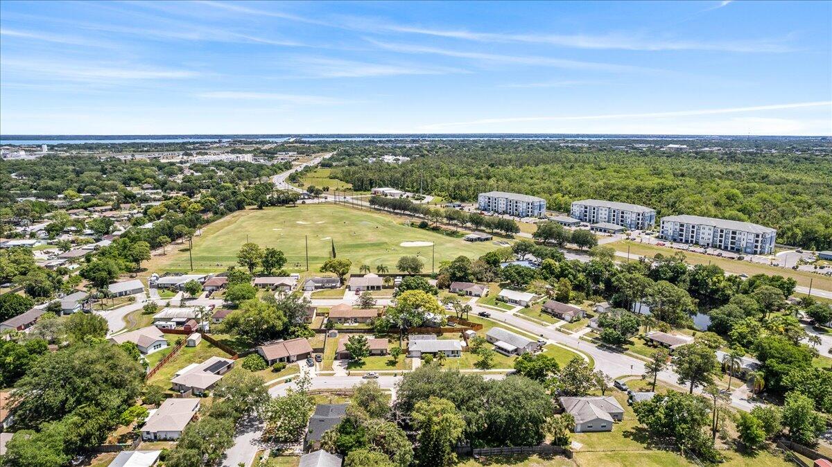 2211 Longbow Road
