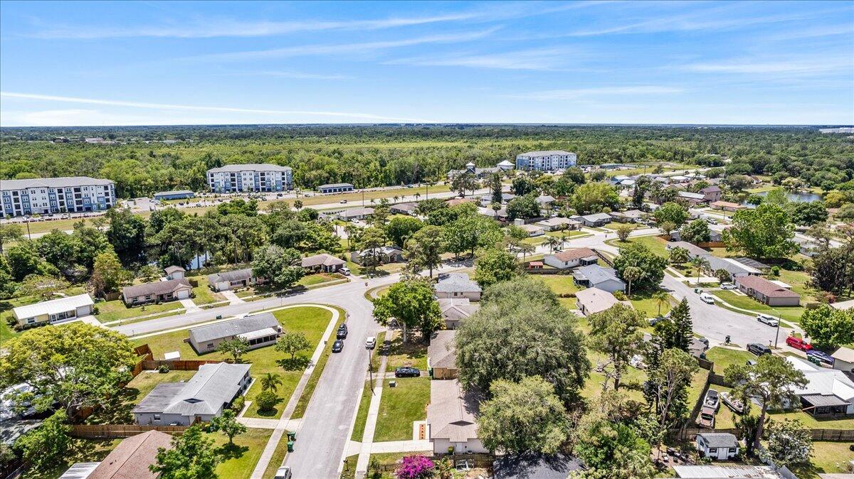 2211 Longbow Road