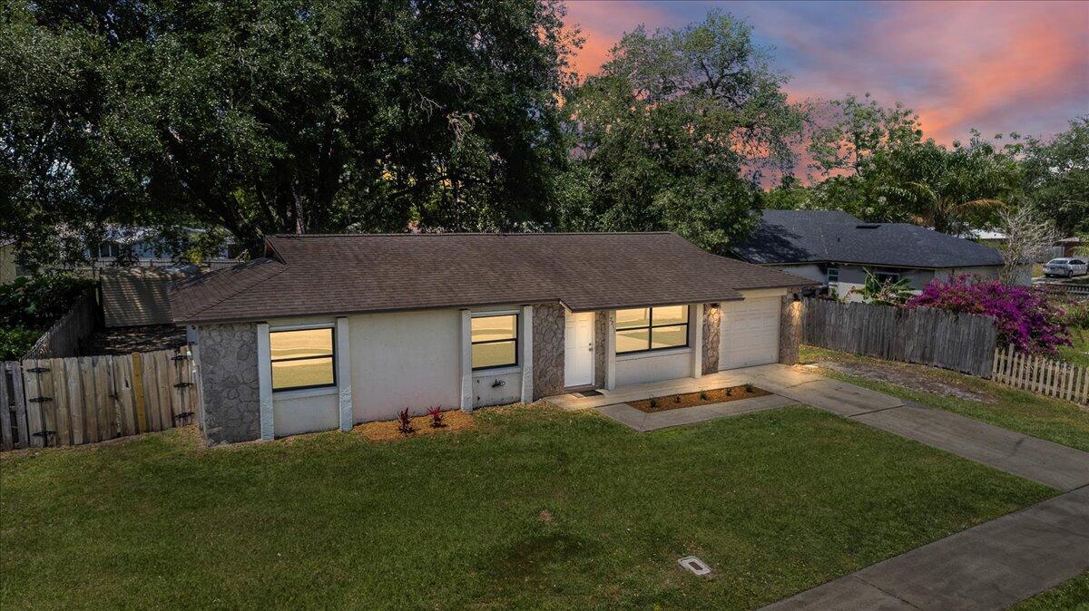 2211 Longbow Road