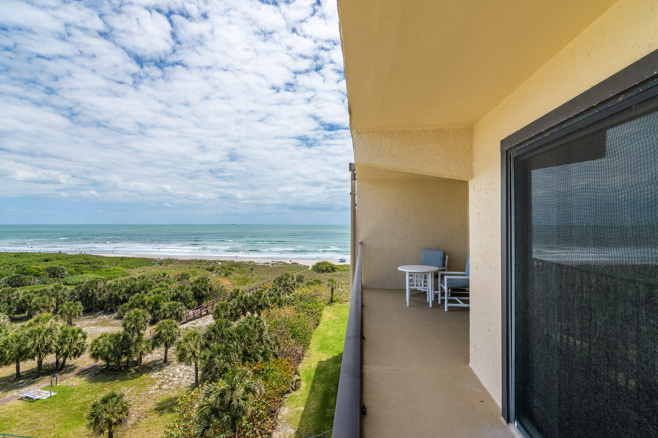 3170 N Atlantic Avenue, 709