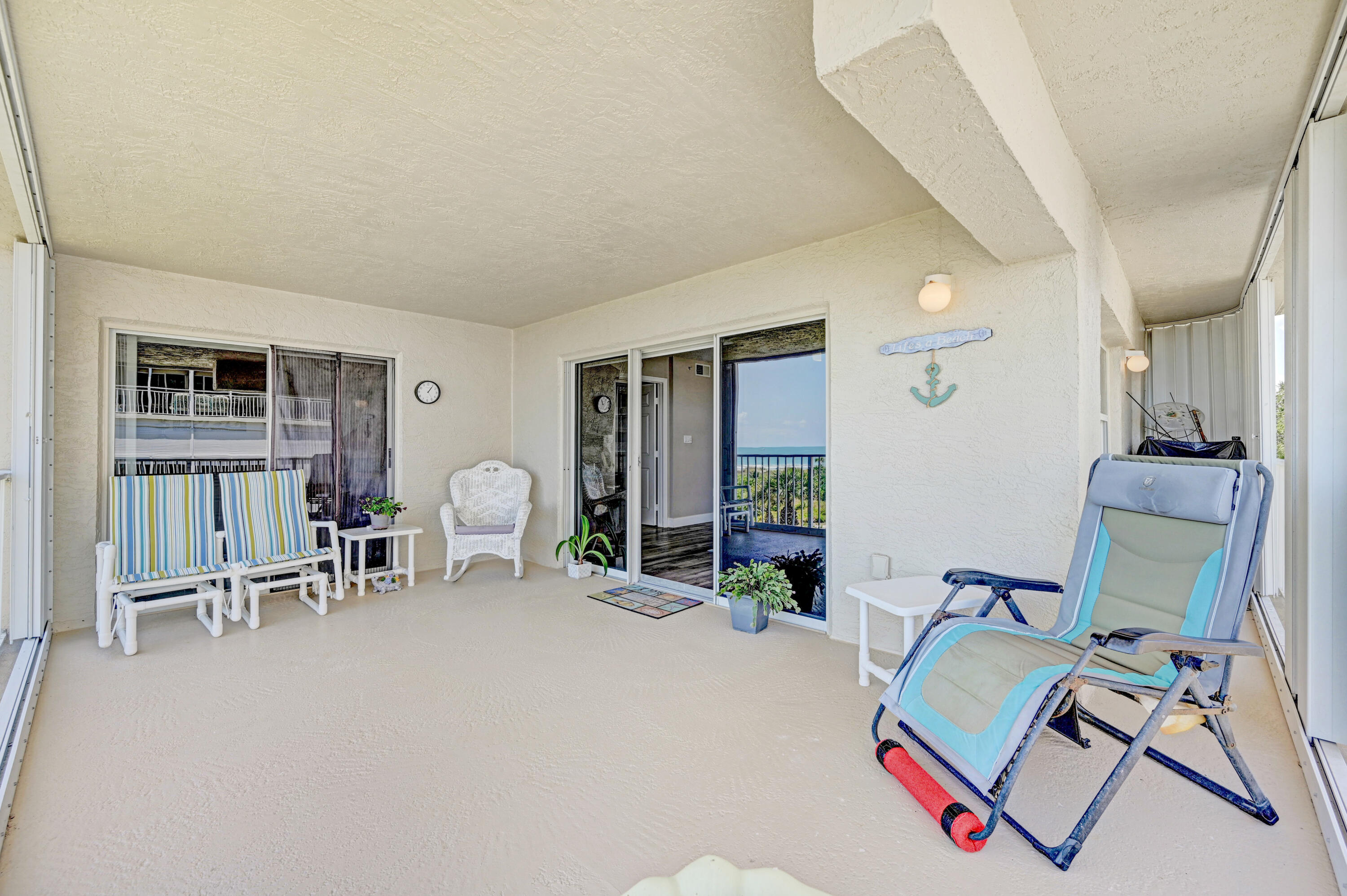 606 Shorewood Drive, C305