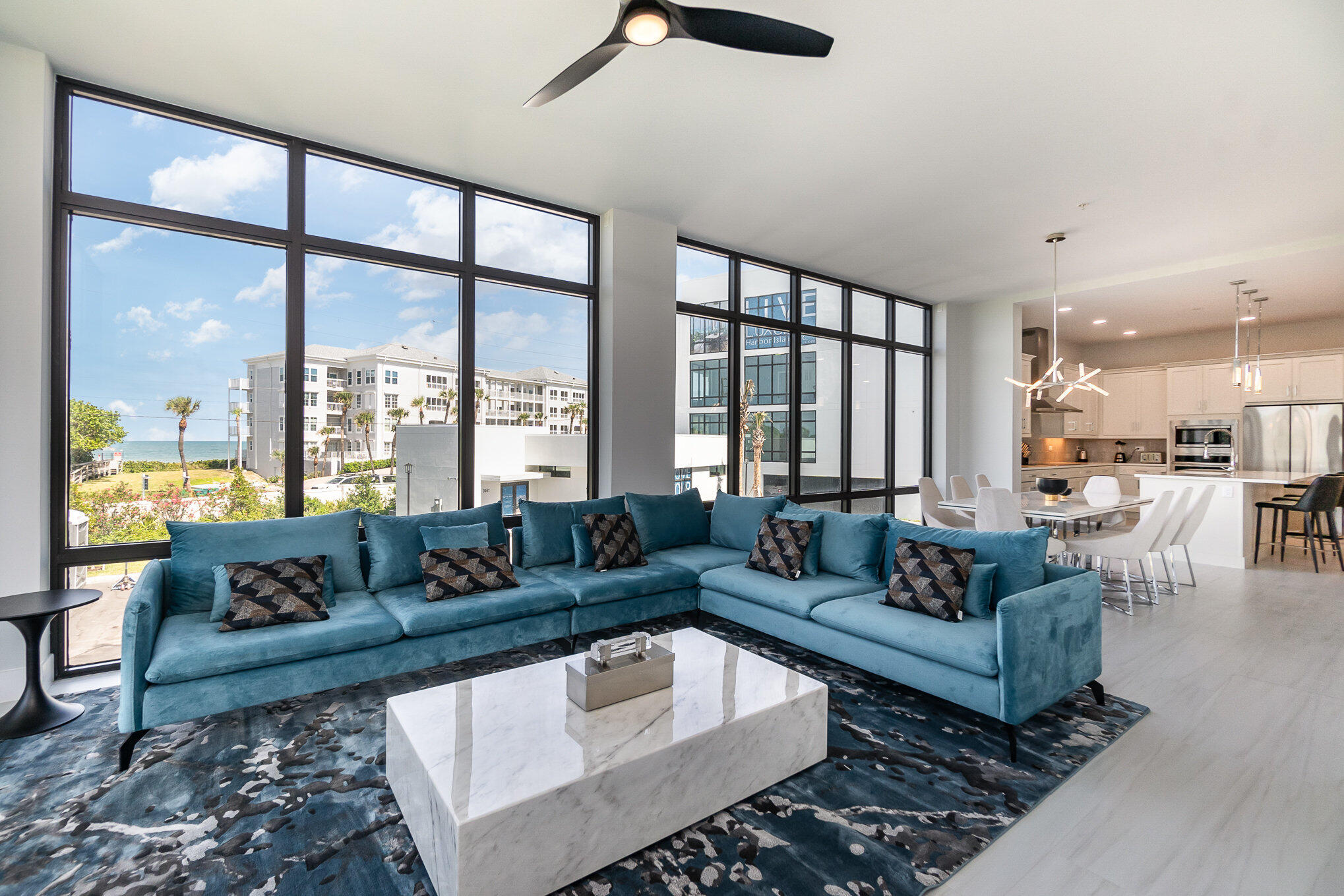 3031 Hafen Lane, 208
