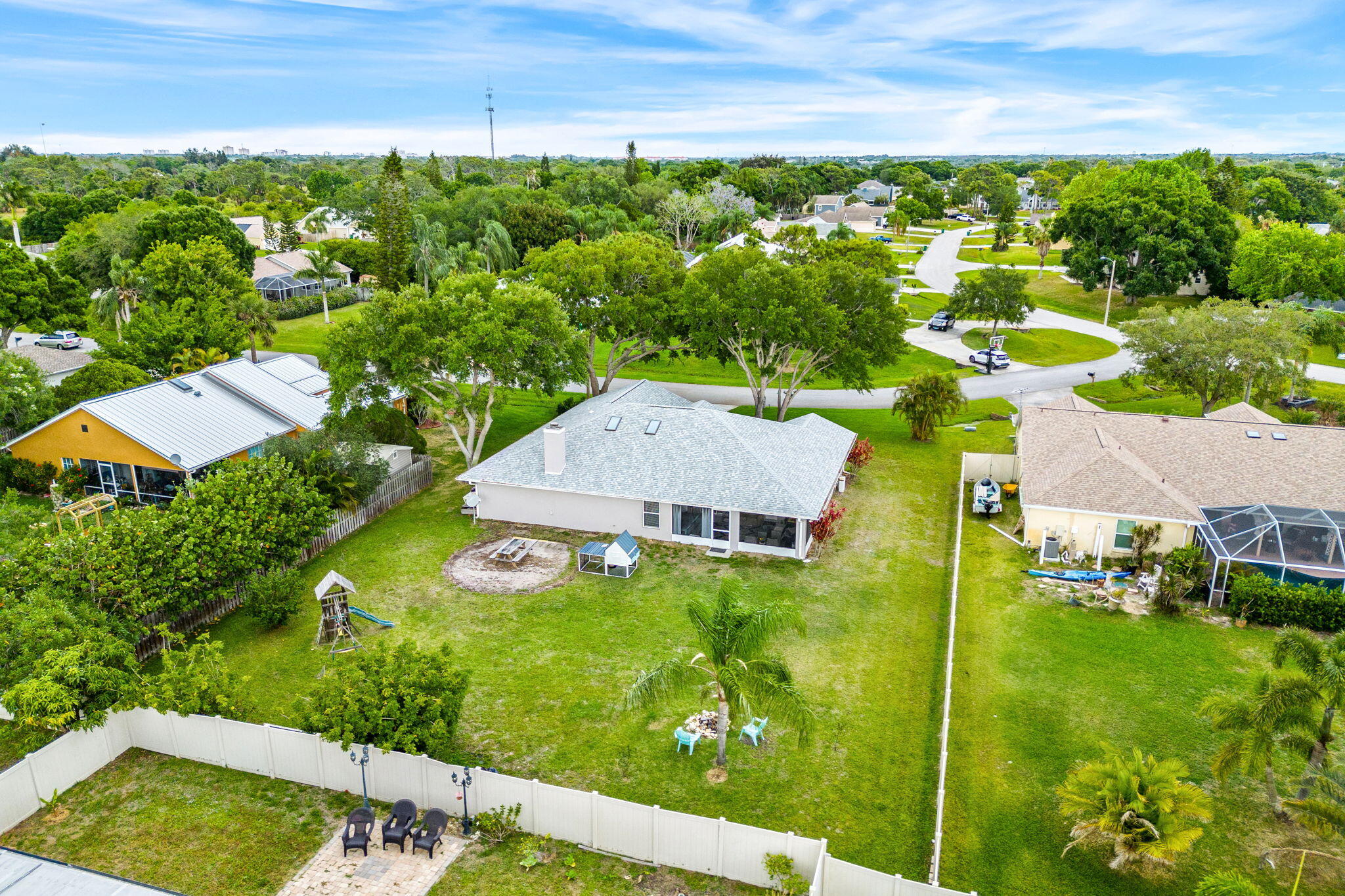 1378 York Circle