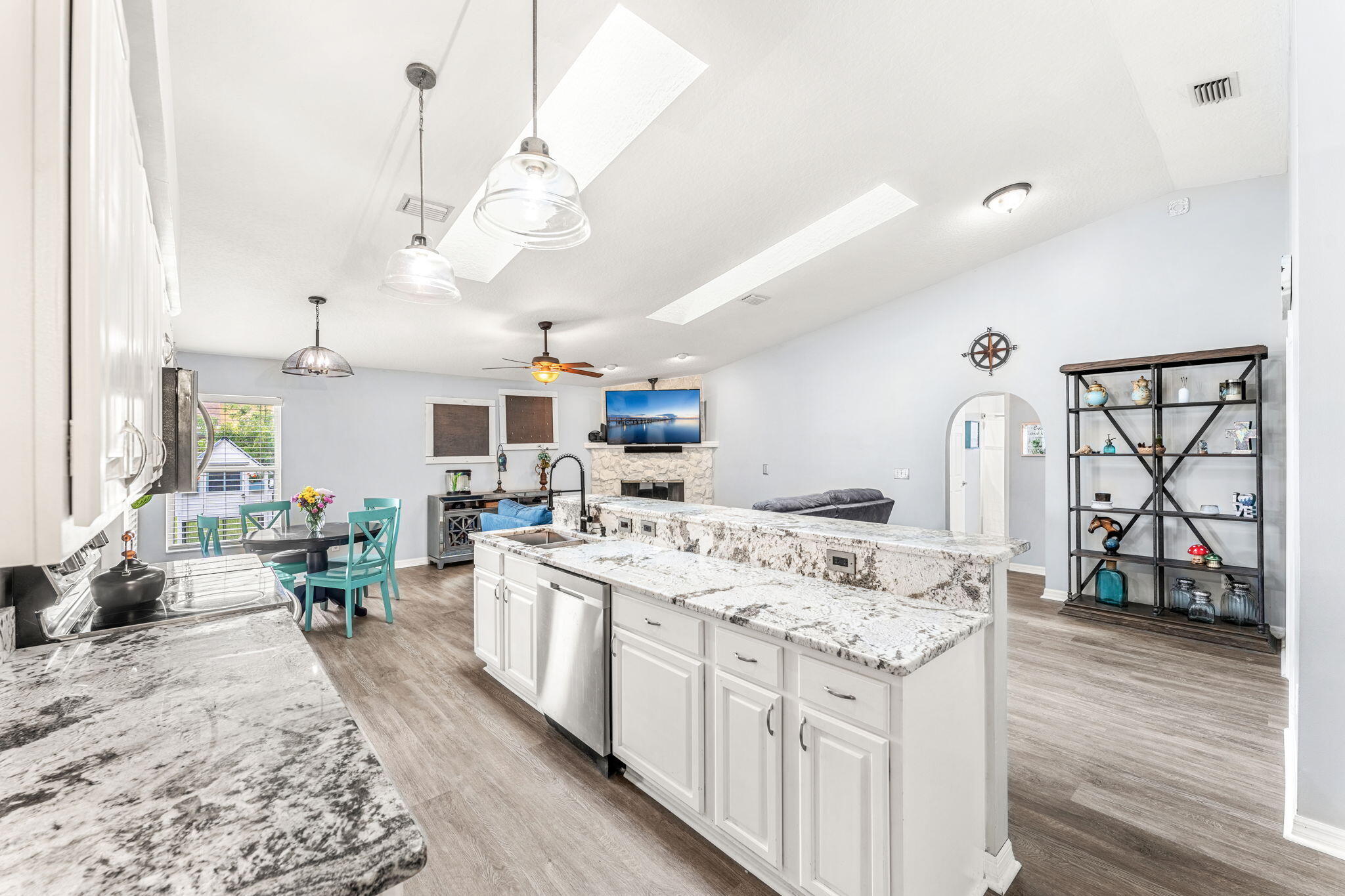 1378 York Circle
