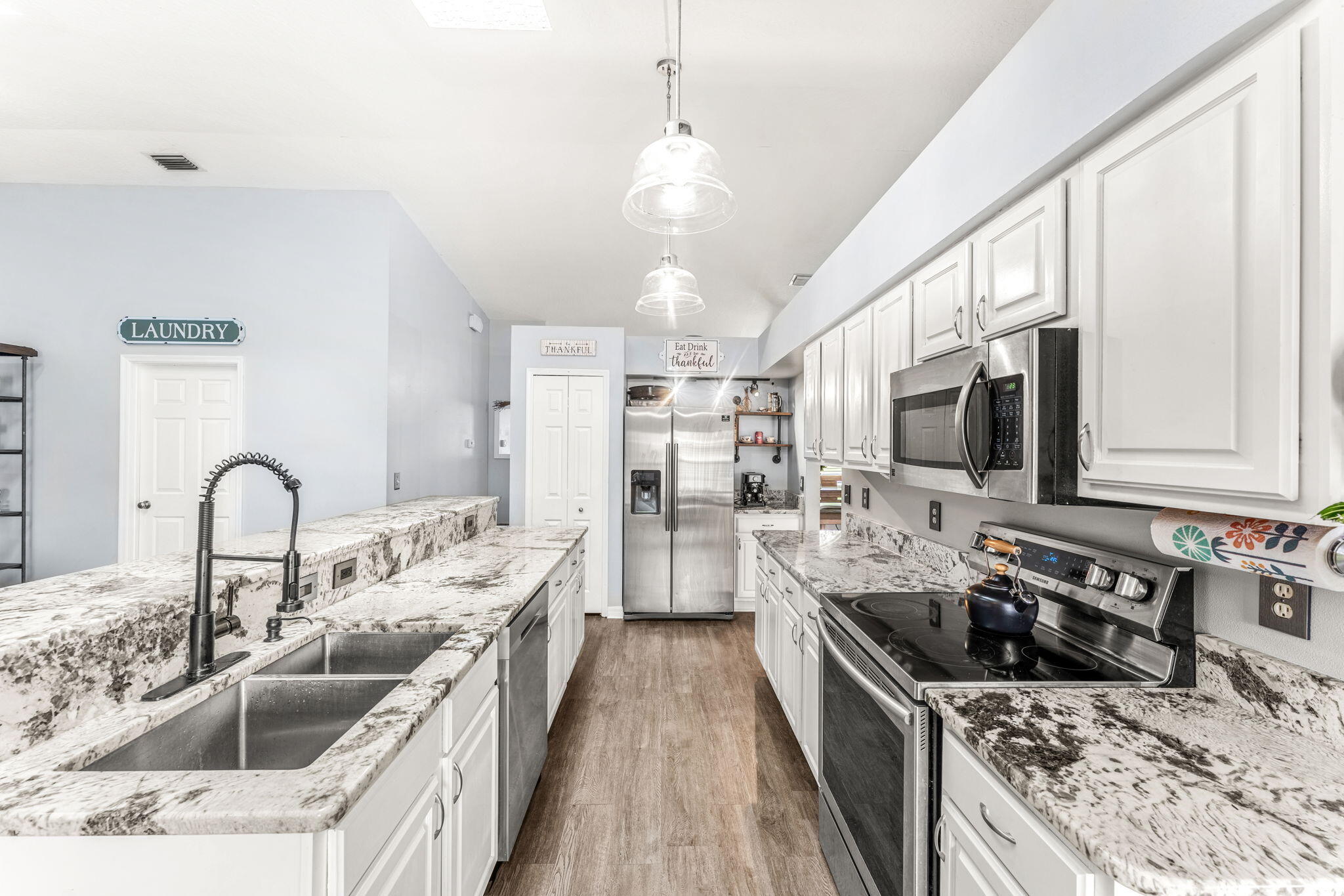 1378 York Circle