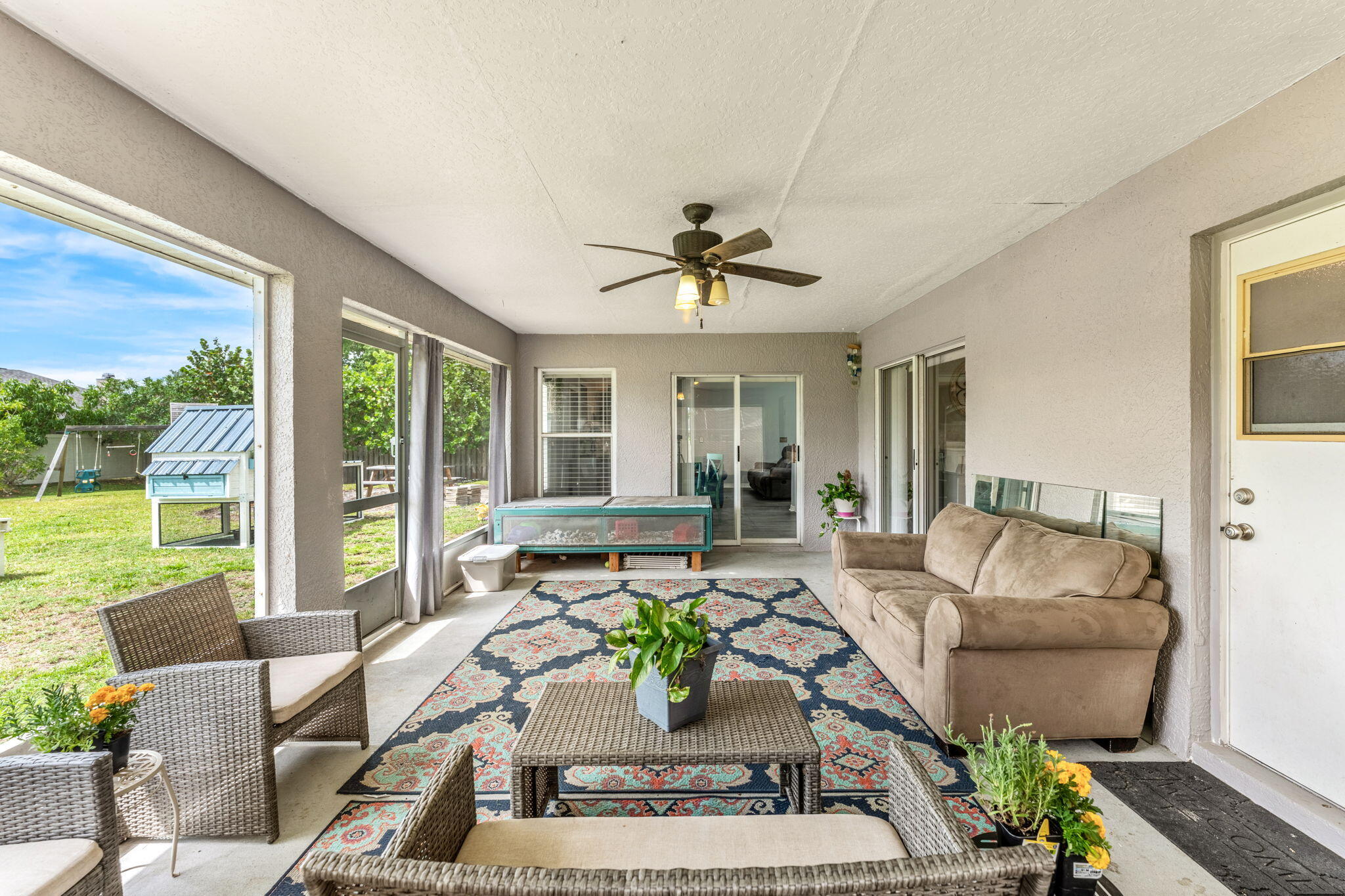 1378 York Circle