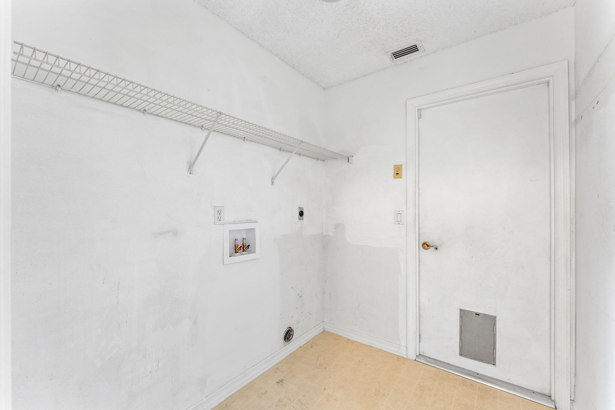 1412 Casa Road