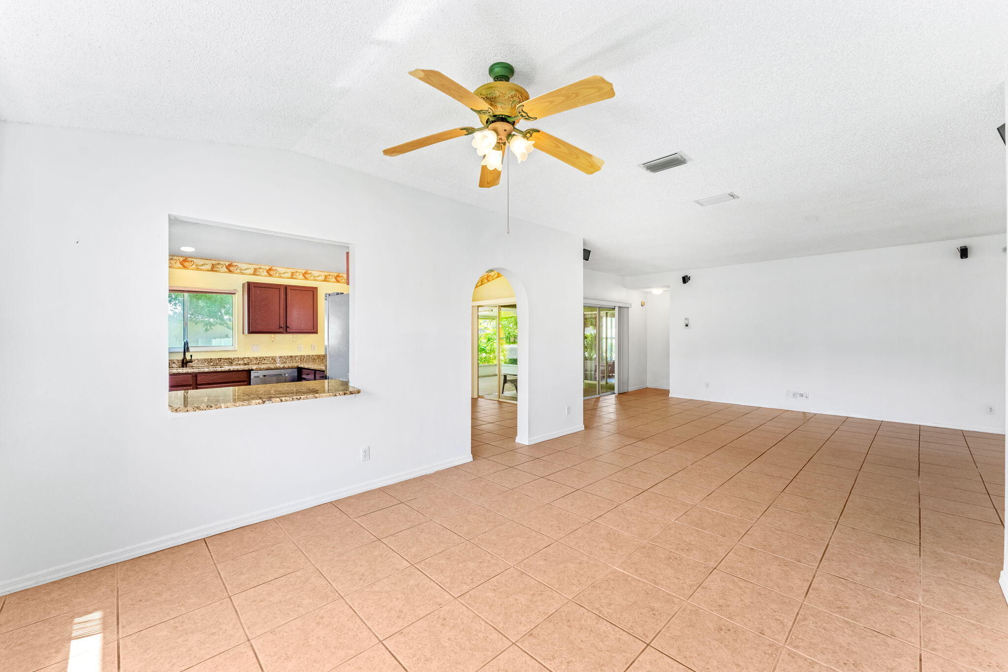 1412 Casa Road