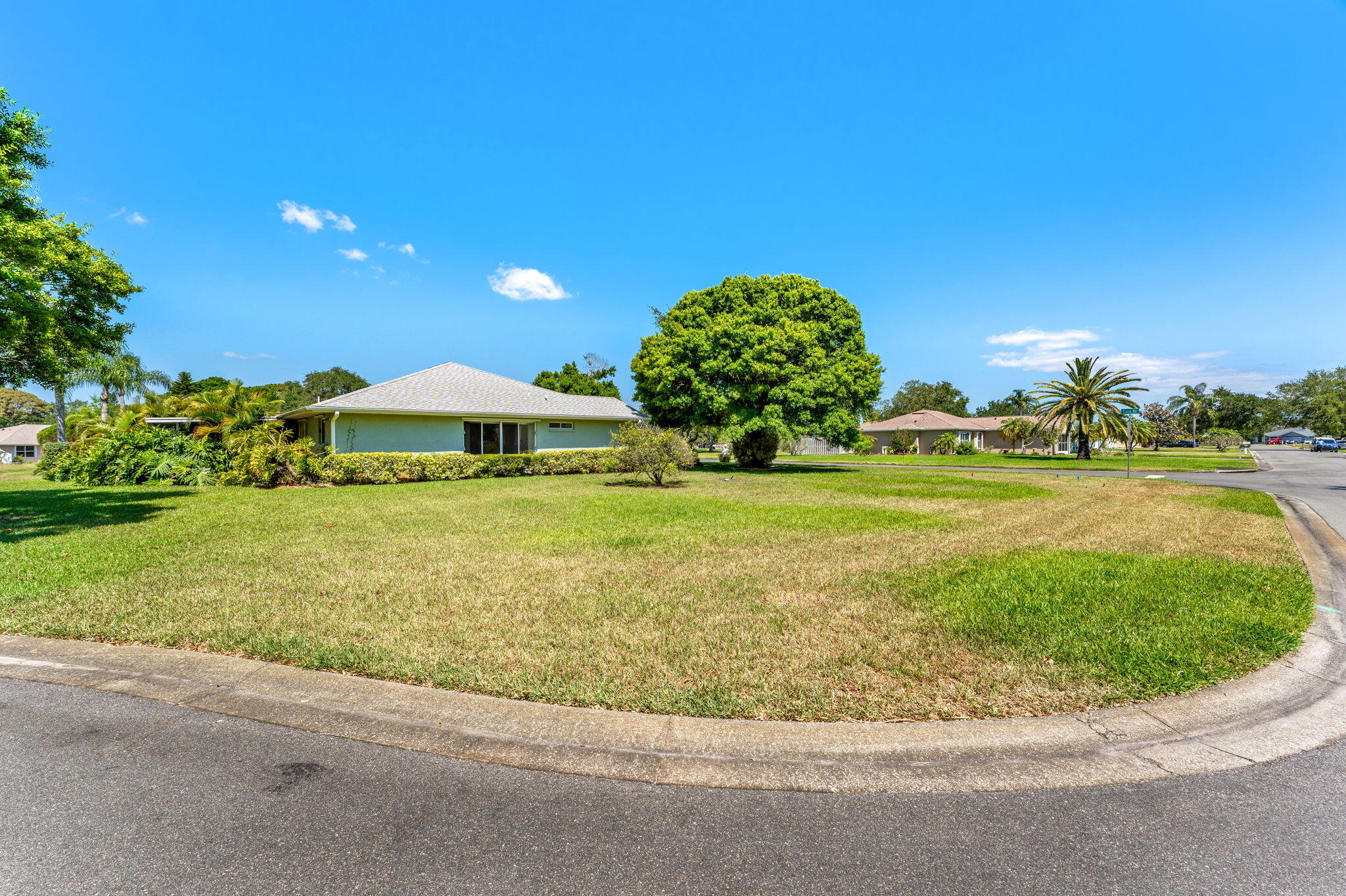 1412 Casa Road