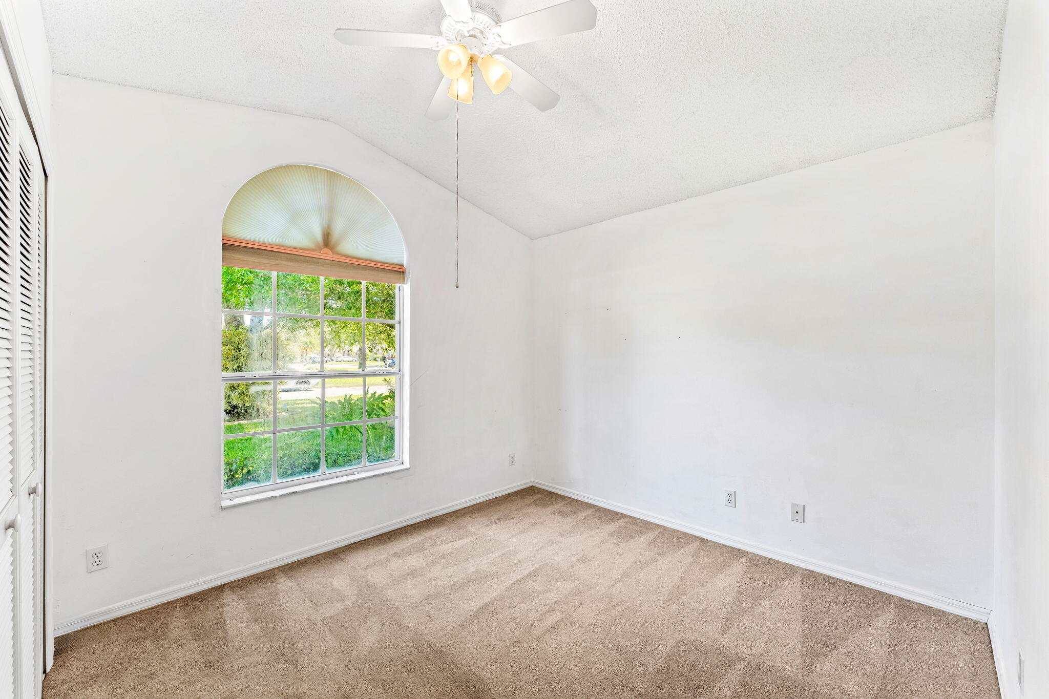 1412 Casa Road
