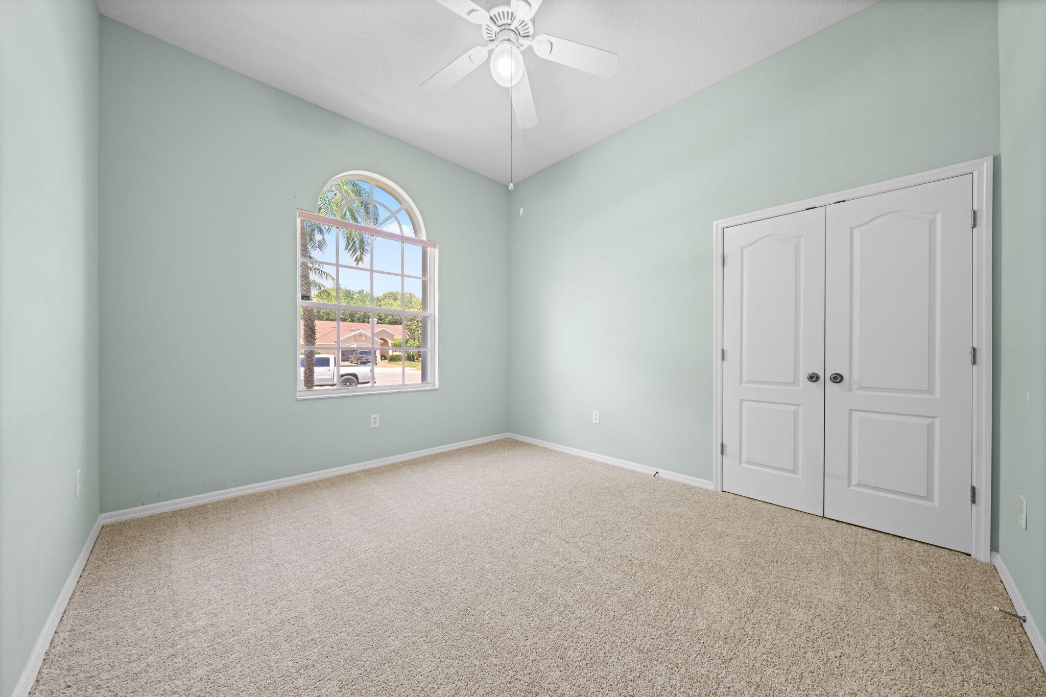 416 Lenore Court