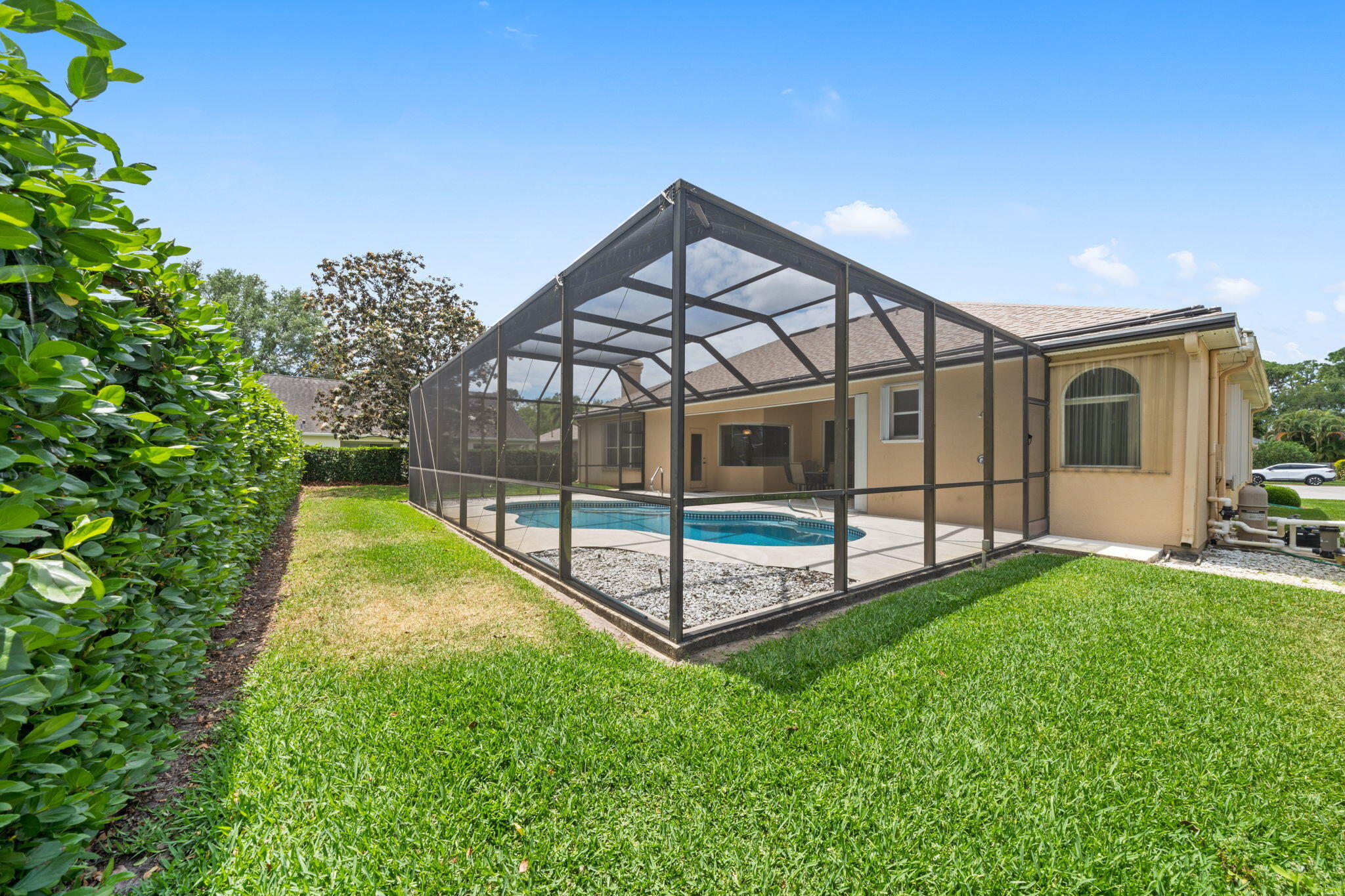 416 Lenore Court