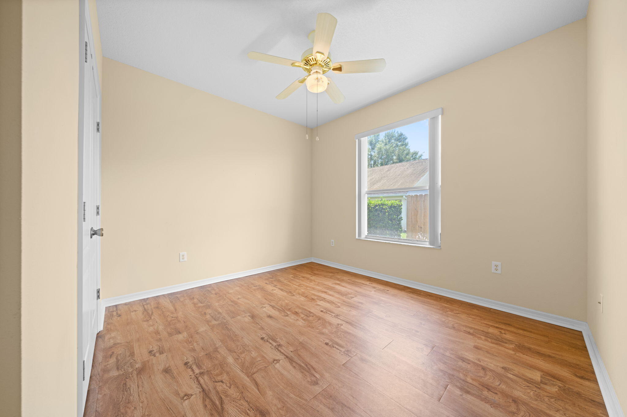 416 Lenore Court