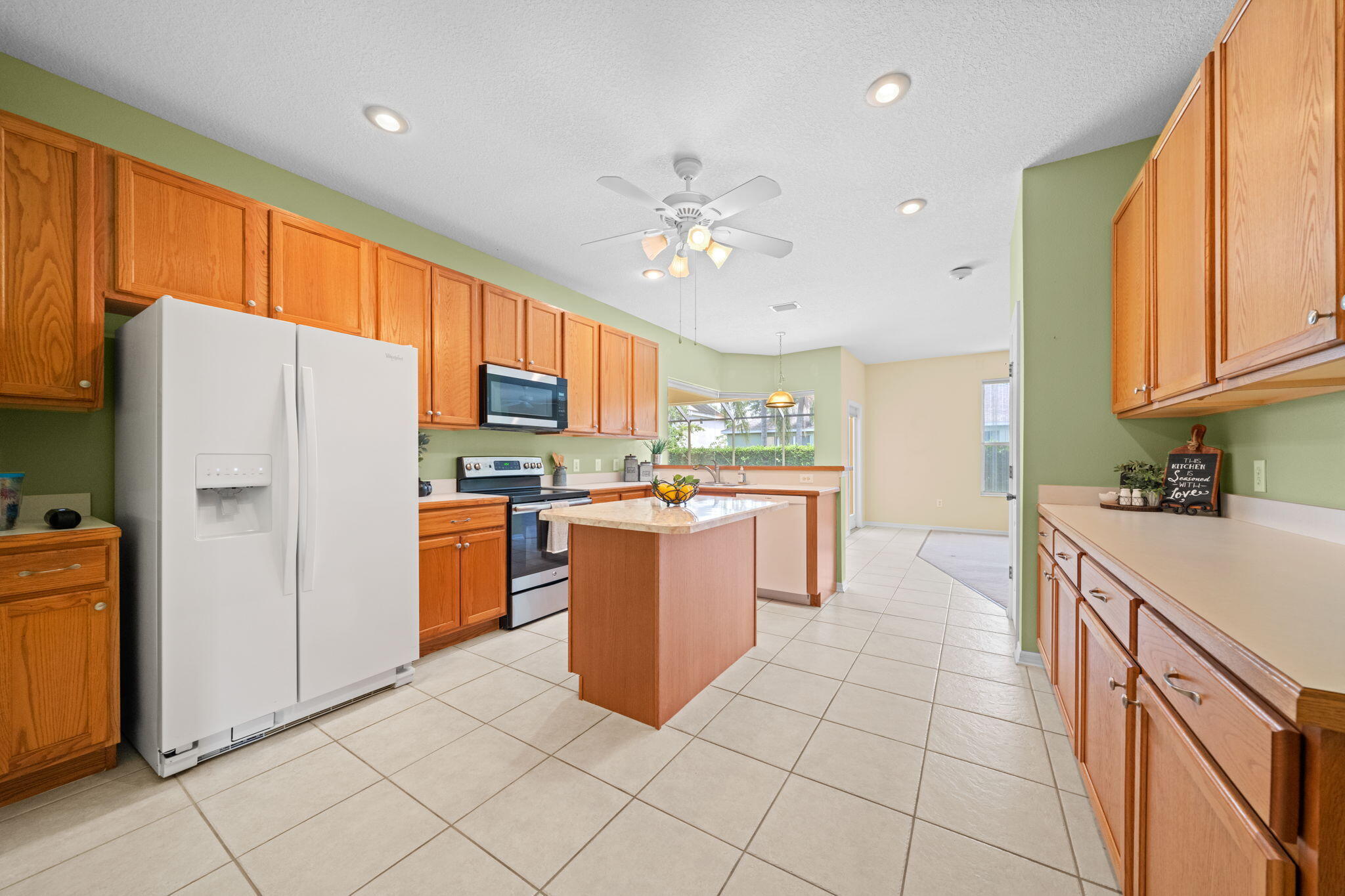 416 Lenore Court