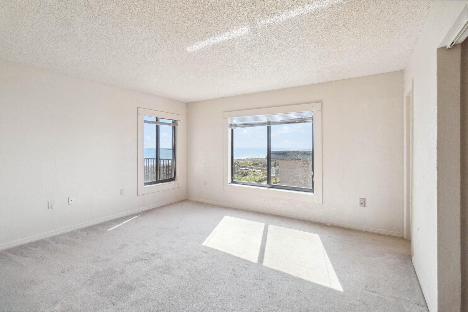 3170 N Atlantic Avenue, 401