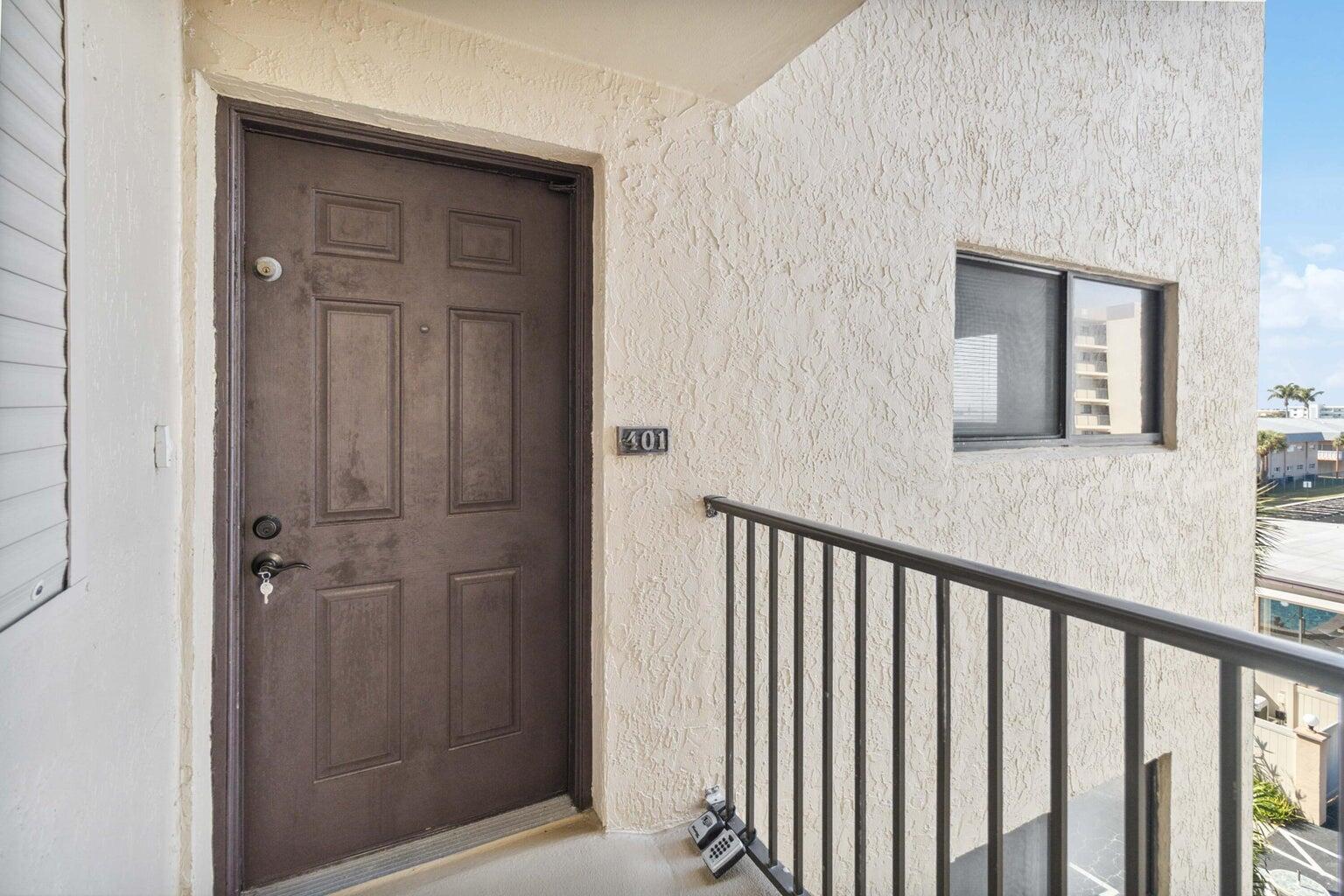 3170 N Atlantic Avenue, 401