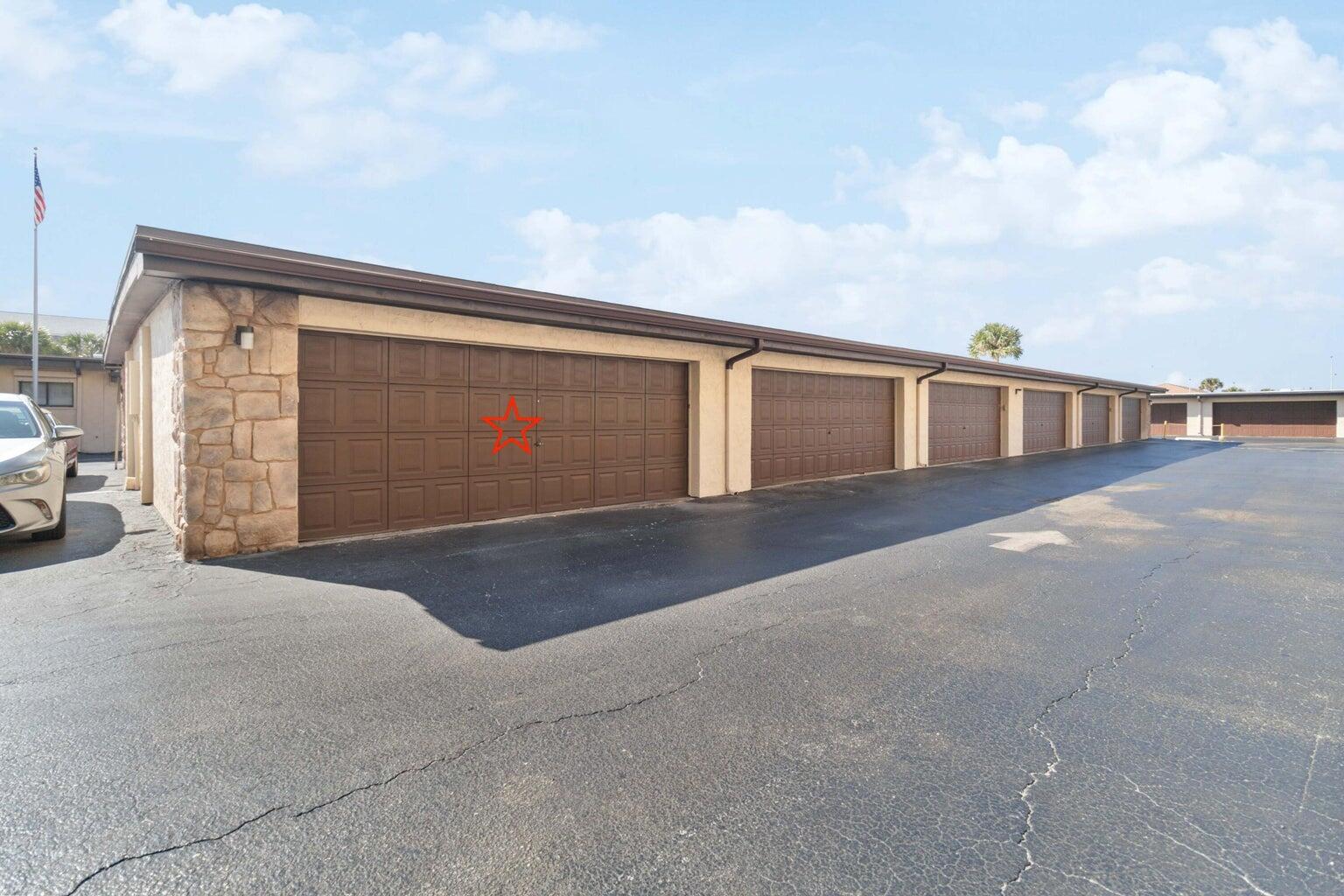 3170 N Atlantic Avenue, 401