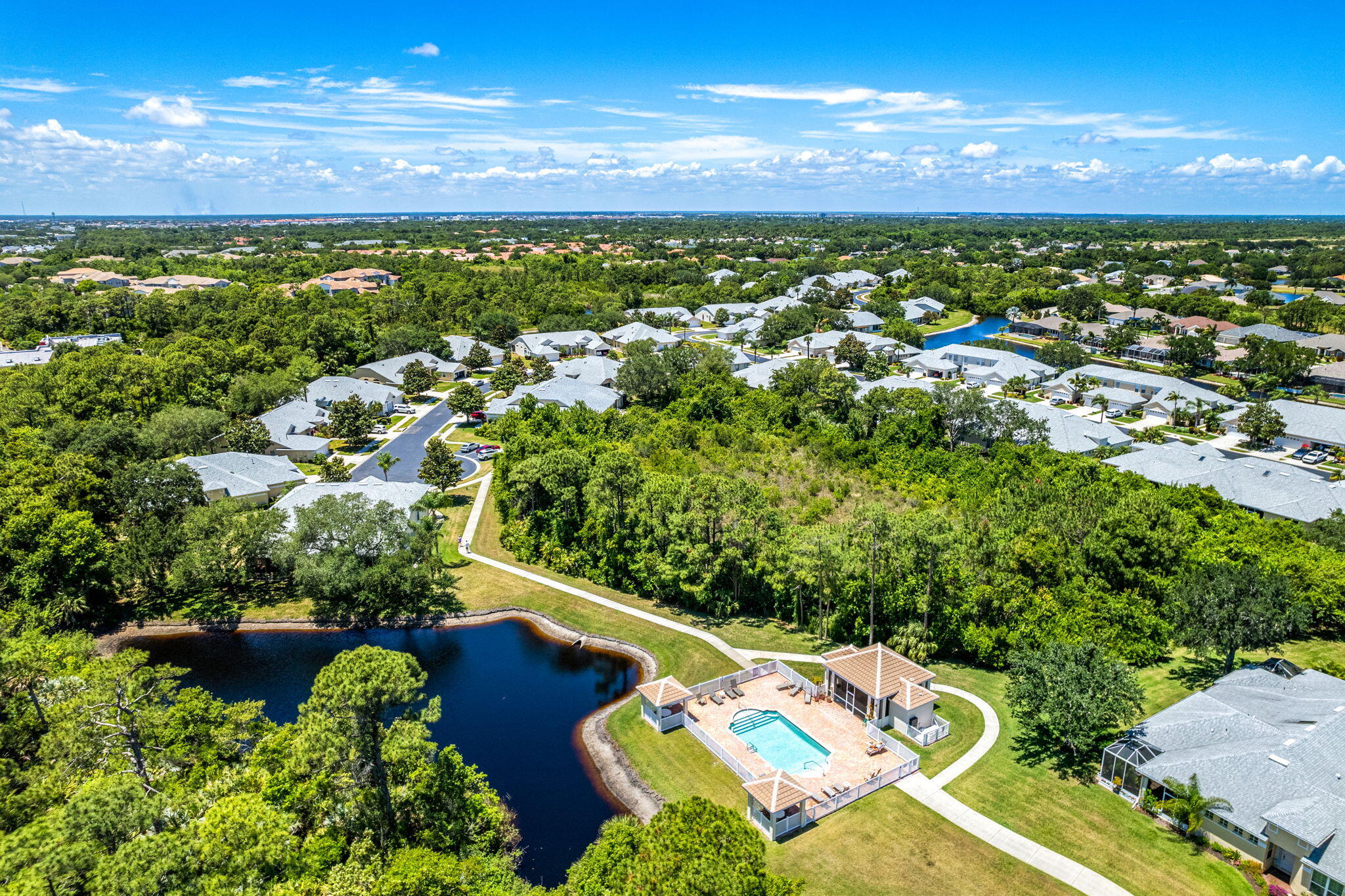 1222 Honeybee Lane