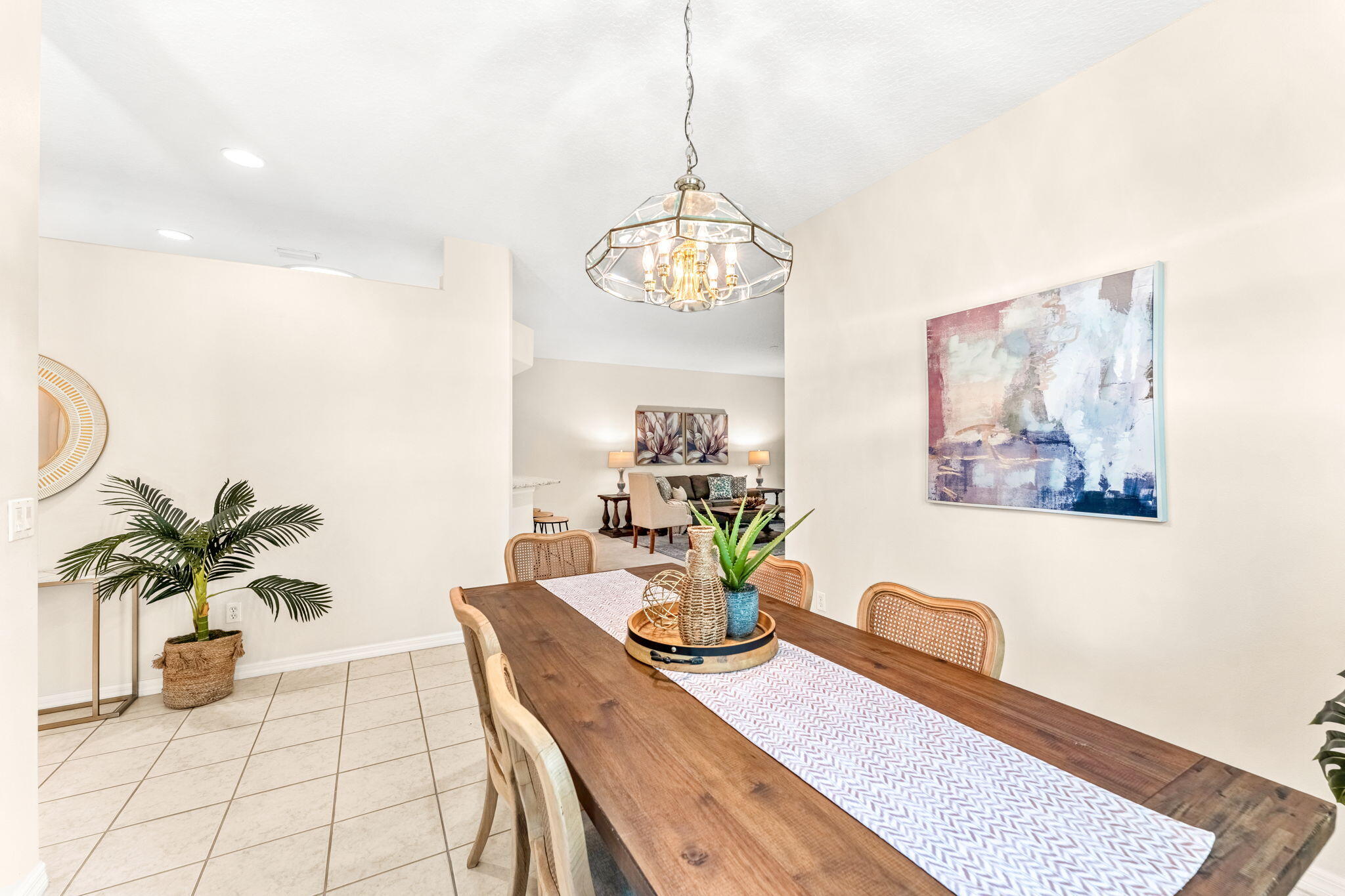 1222 Honeybee Lane