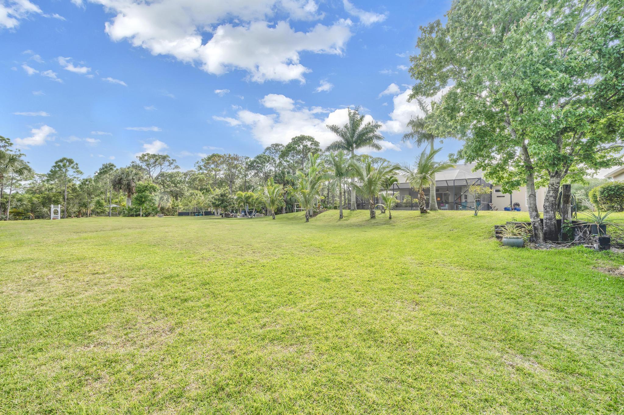 6895 Cottonwood Drive