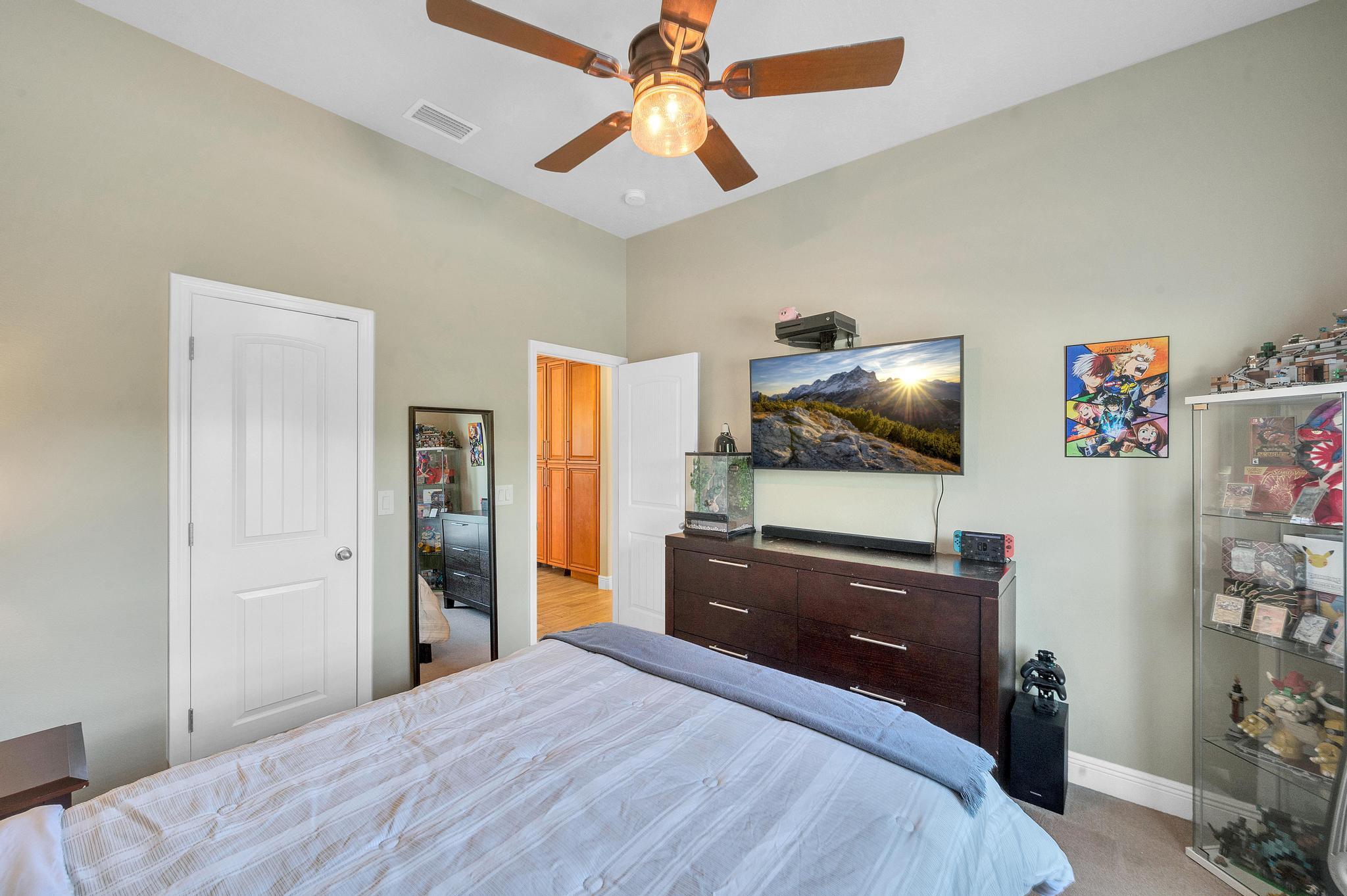 6895 Cottonwood Drive