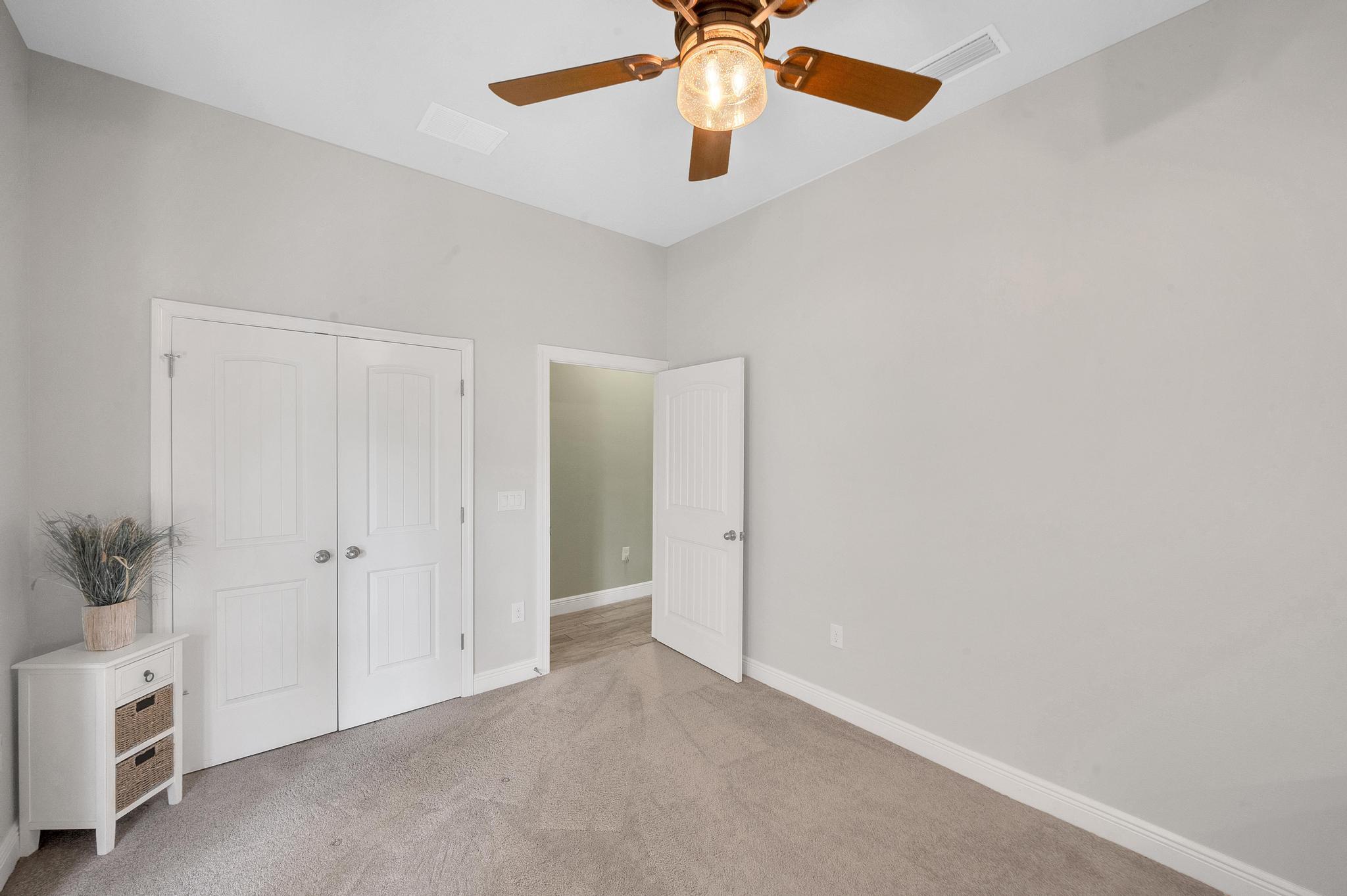 6895 Cottonwood Drive