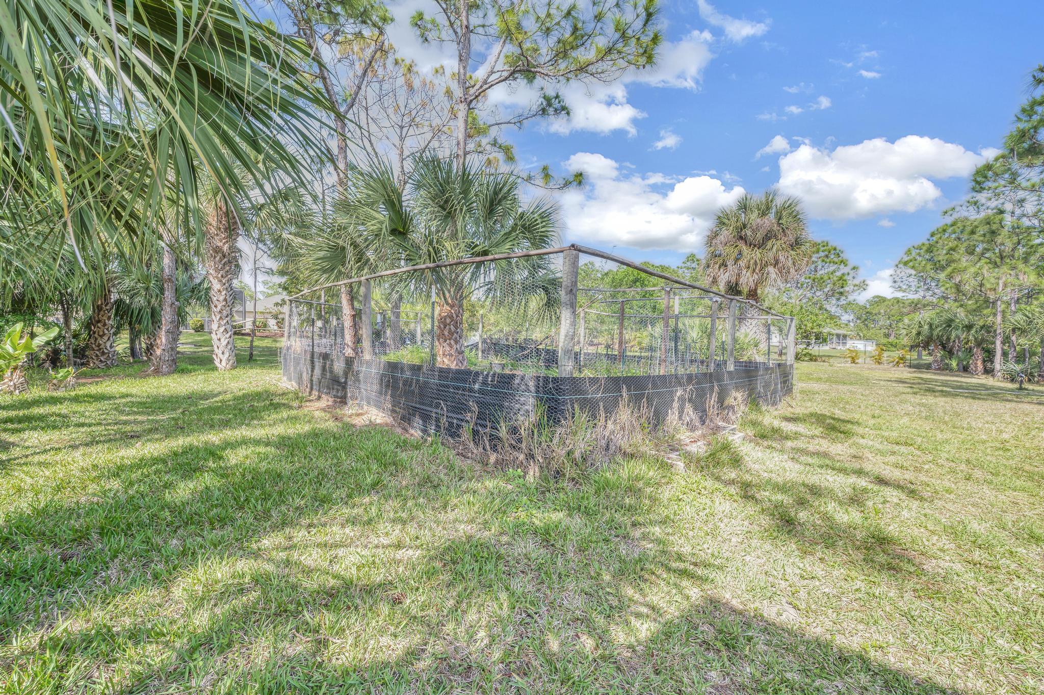 6895 Cottonwood Drive