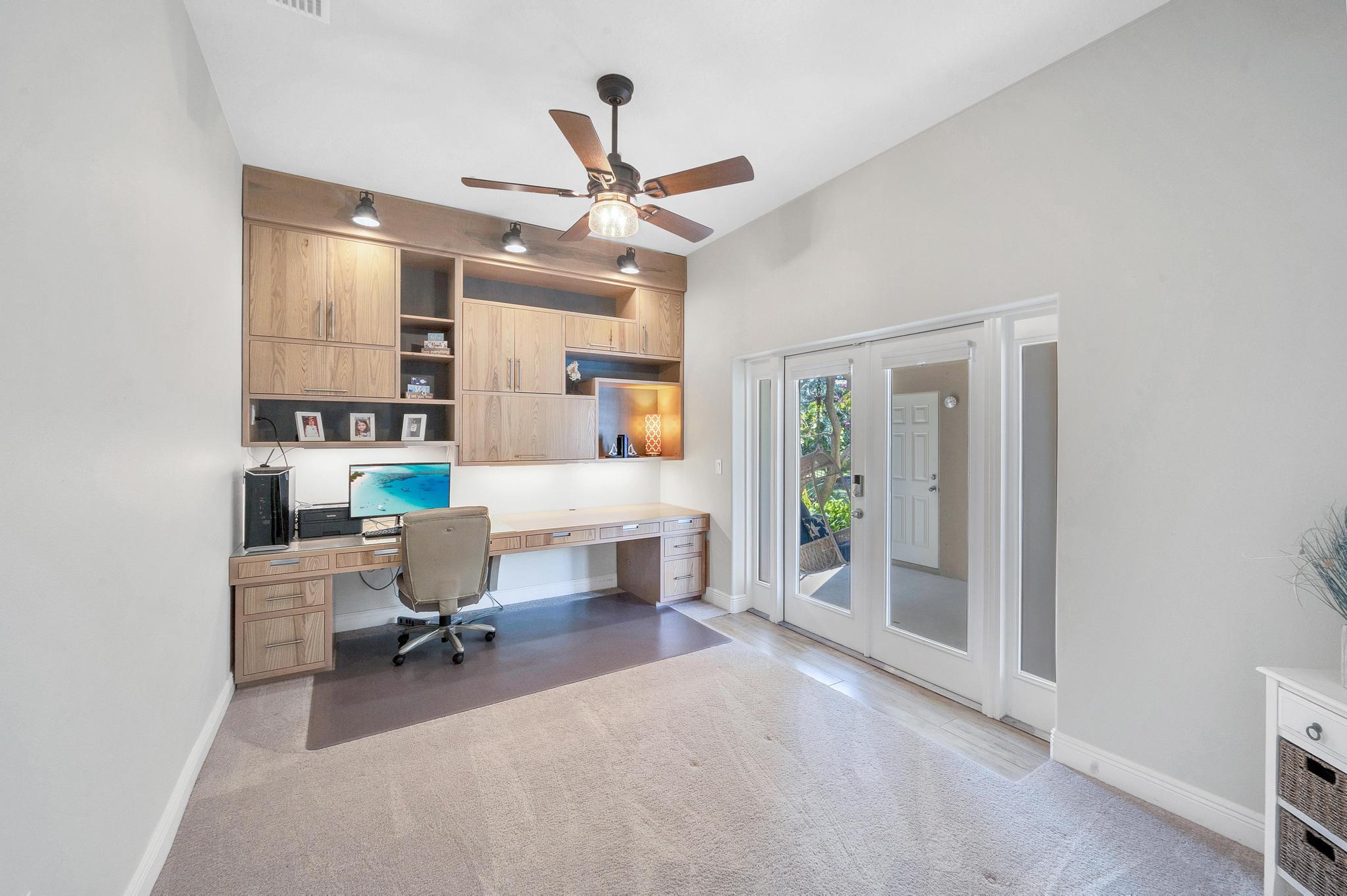 6895 Cottonwood Drive