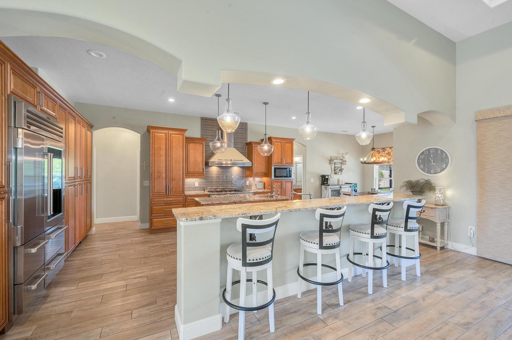 6895 Cottonwood Drive